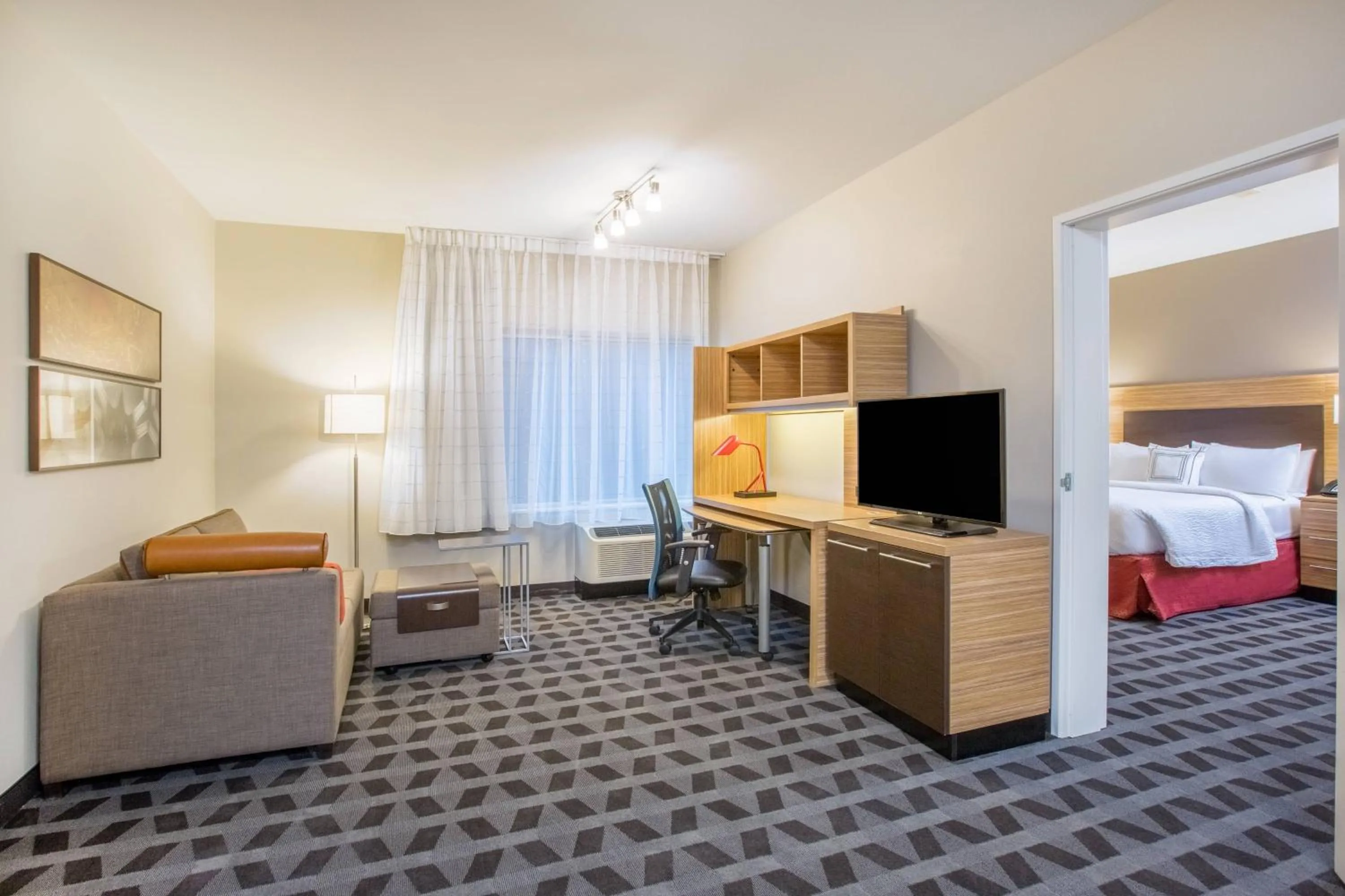 Bedroom, Bed in TownePlace Suites by Marriott Olympia