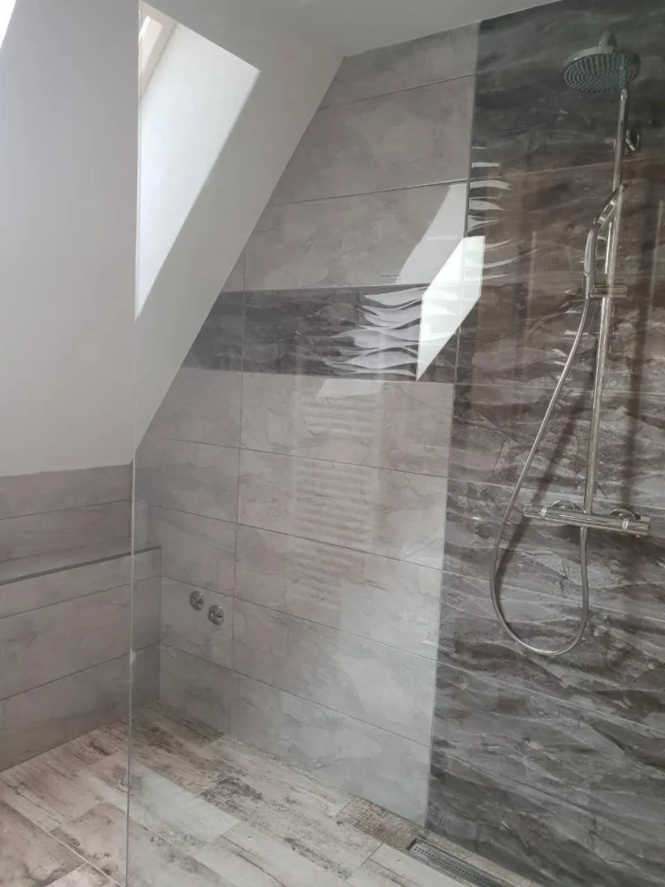 Shower in Rustic Inn River