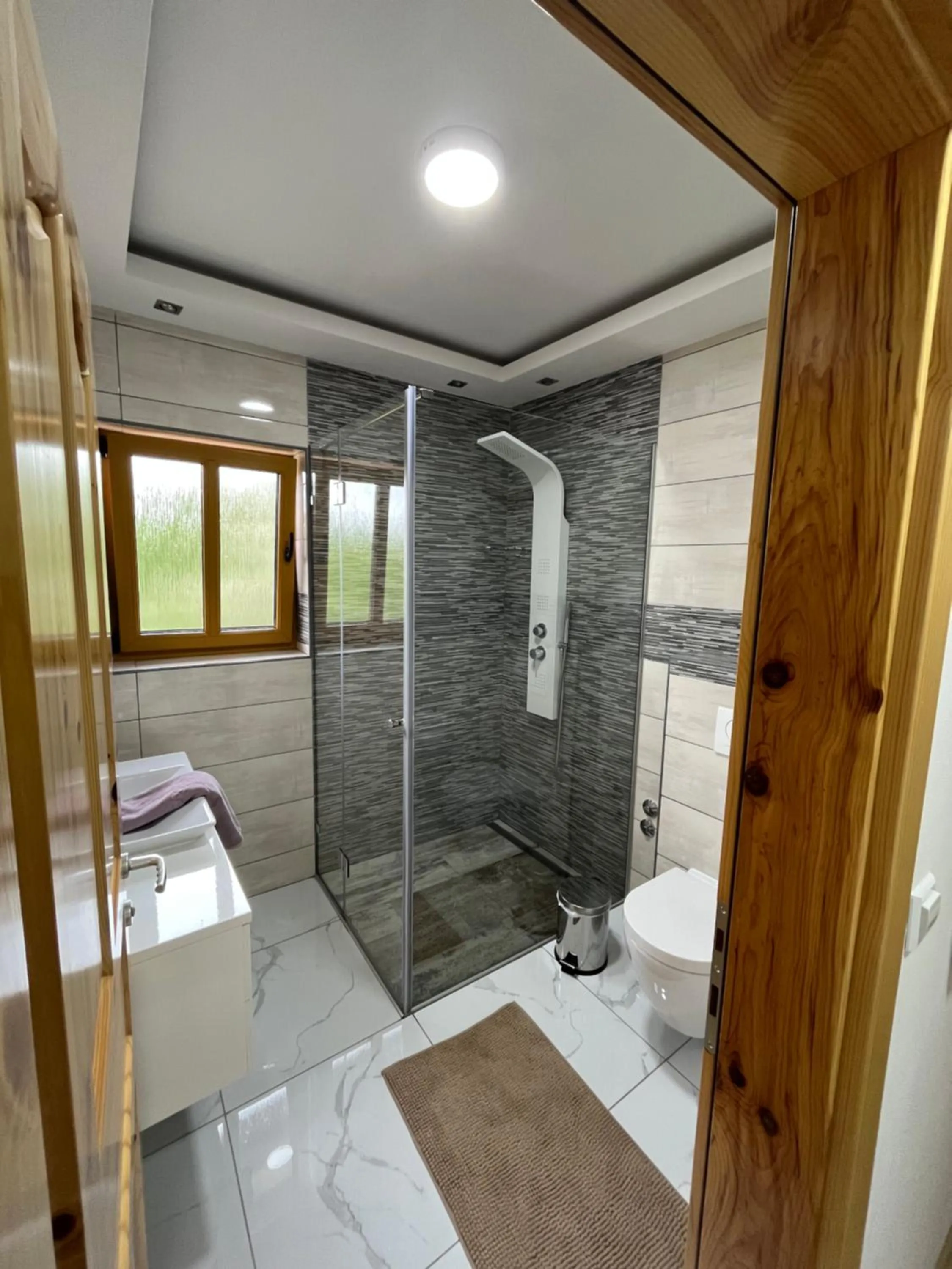 Shower in Rustic Inn River