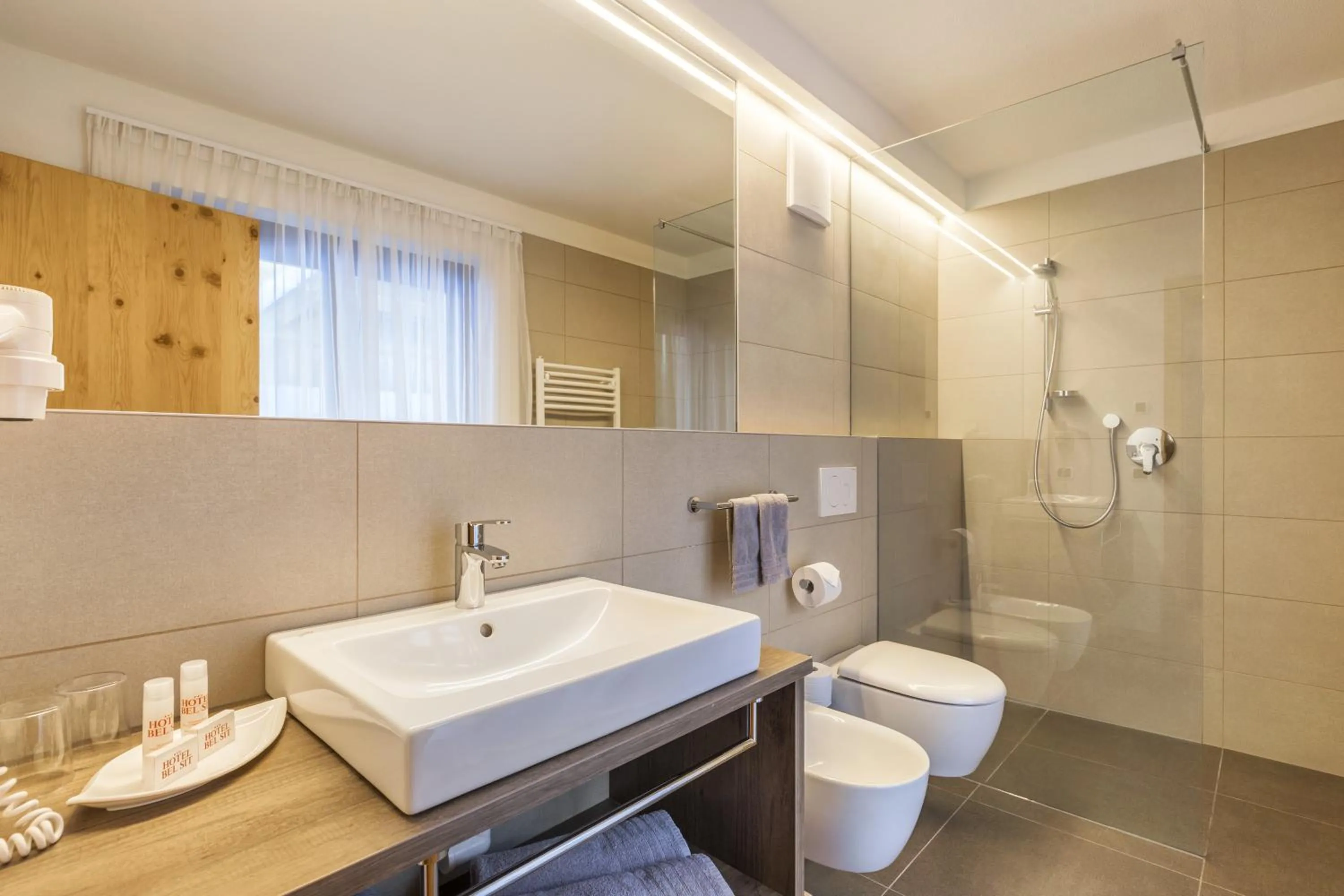 Shower in Hotel Bel Sit