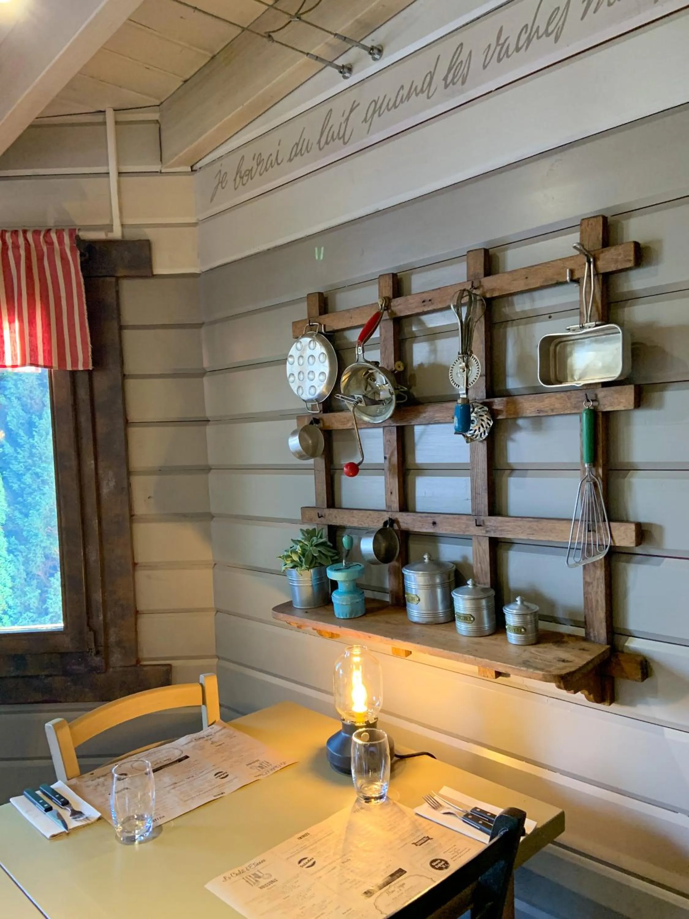 Restaurant/places to eat in Le Chalet d'Etienne