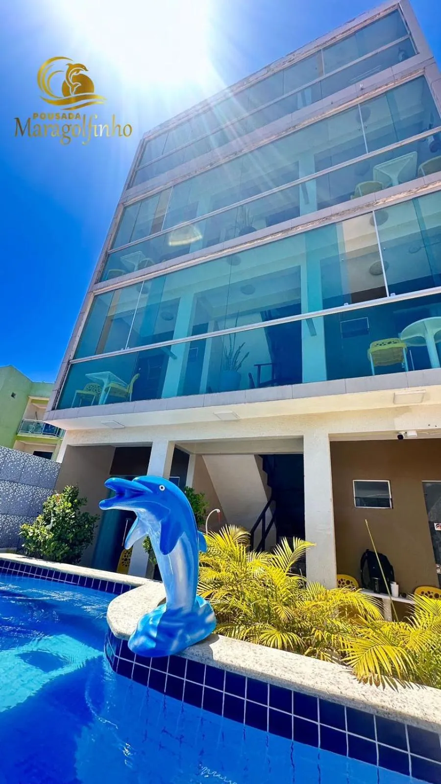 Pool view in Pousada Maragolfinho