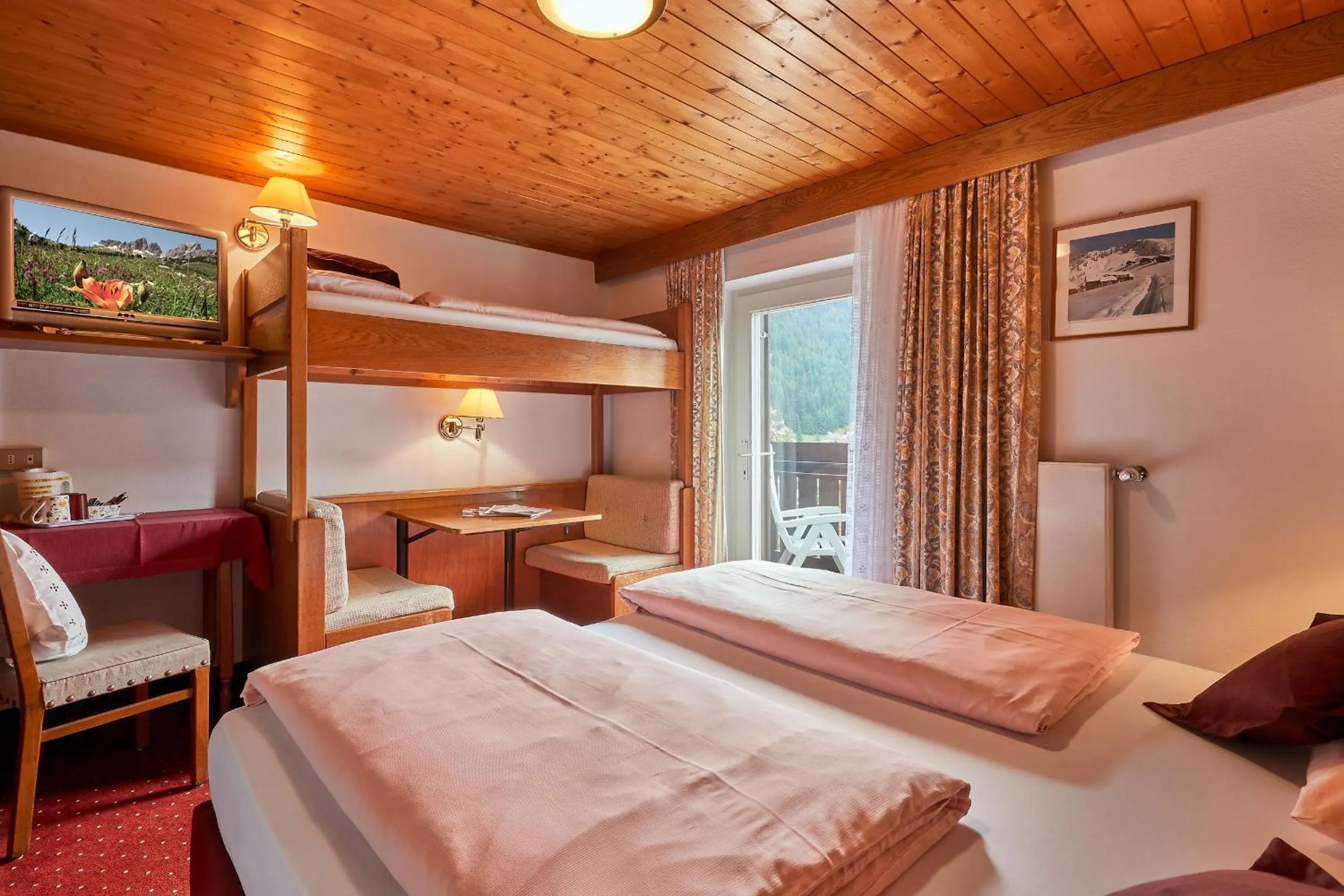 Photo of the whole room, Bed in Hotel Maria