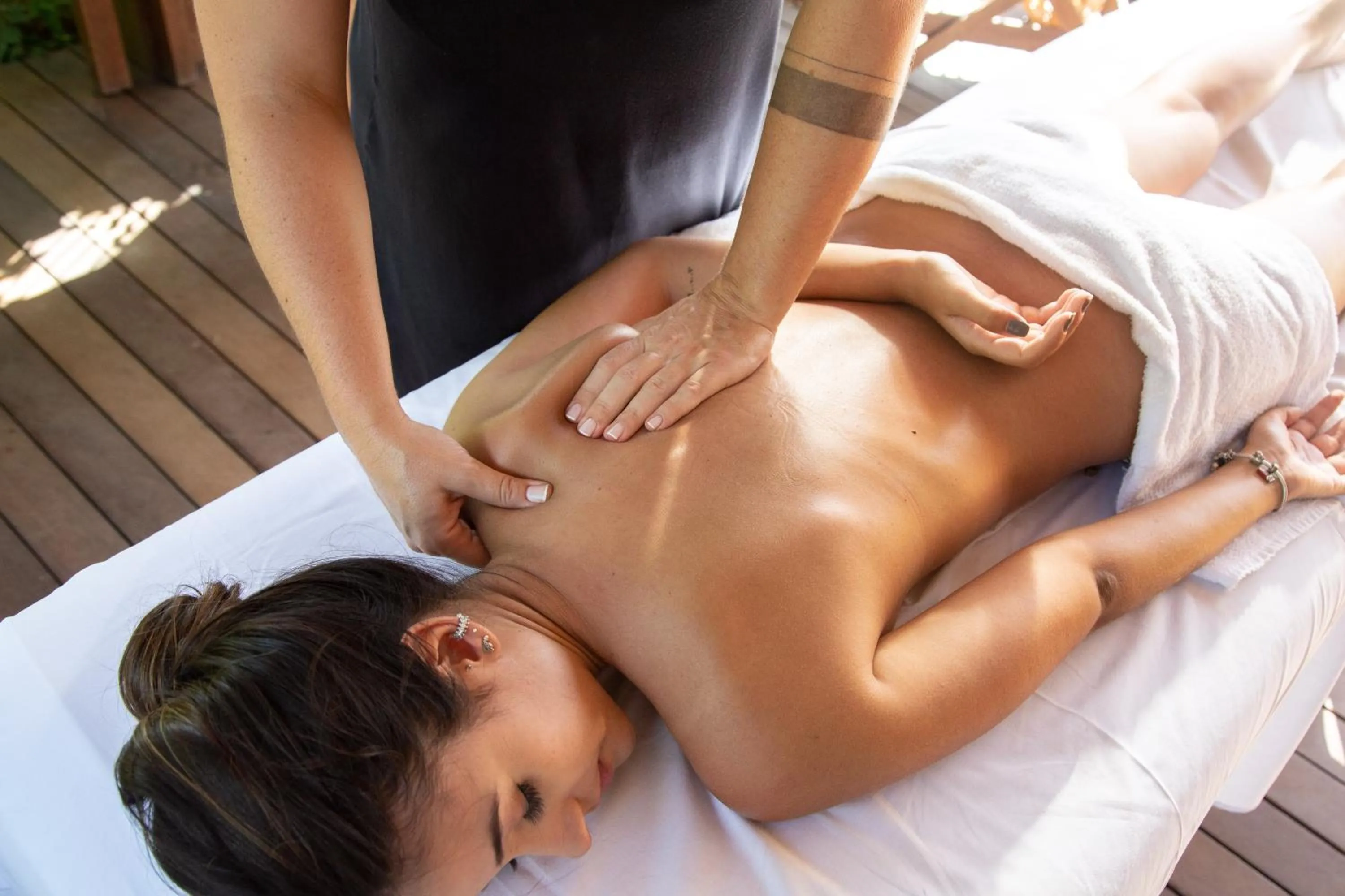 Massage in Dolphin Hotel