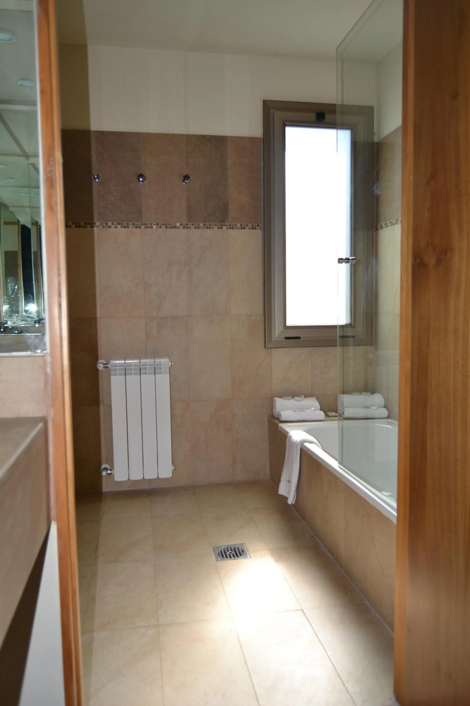 Bathroom in Plaza Paradiso Petit Hotel