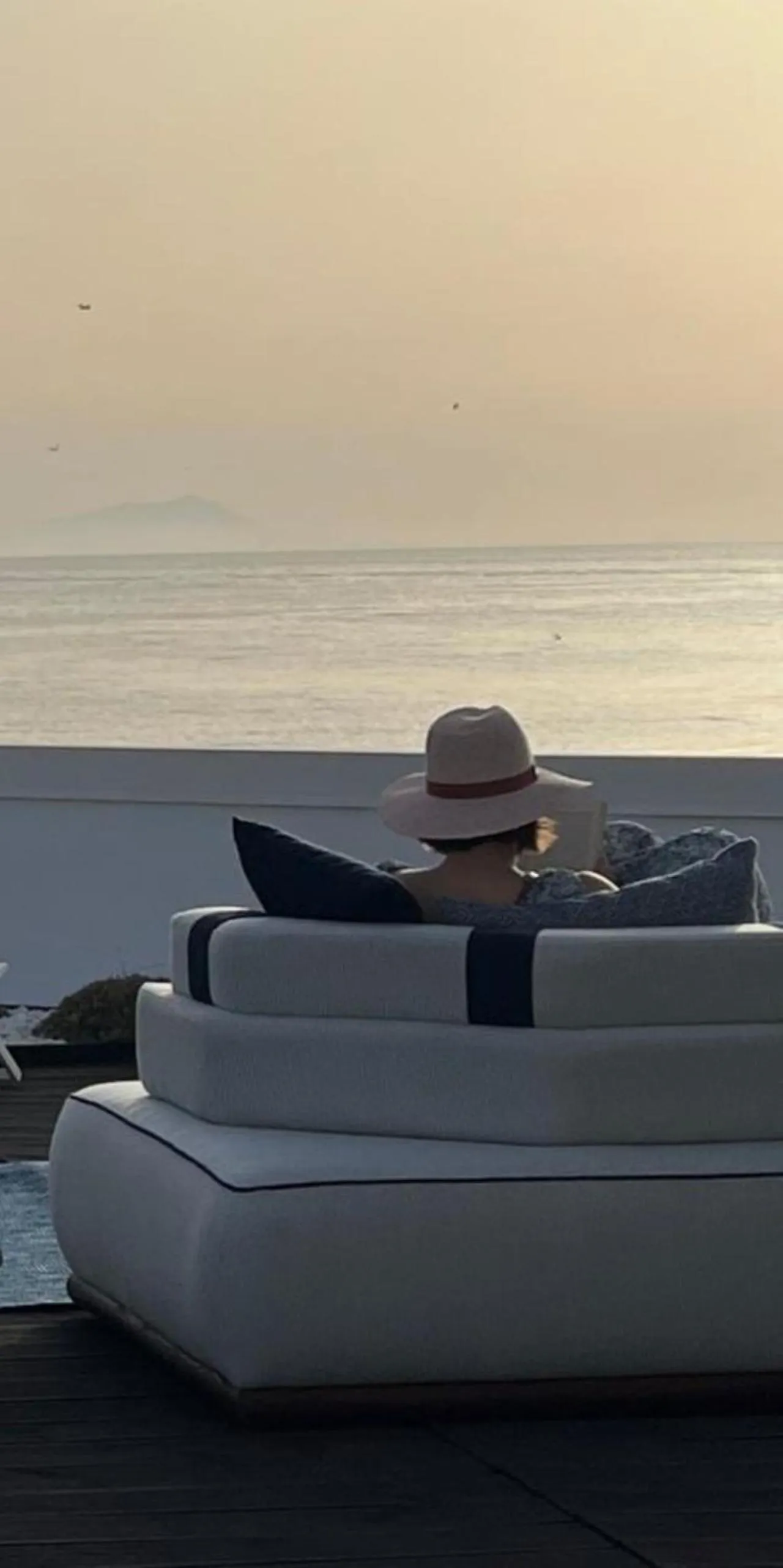 Sea view in La Chiaja art&relais