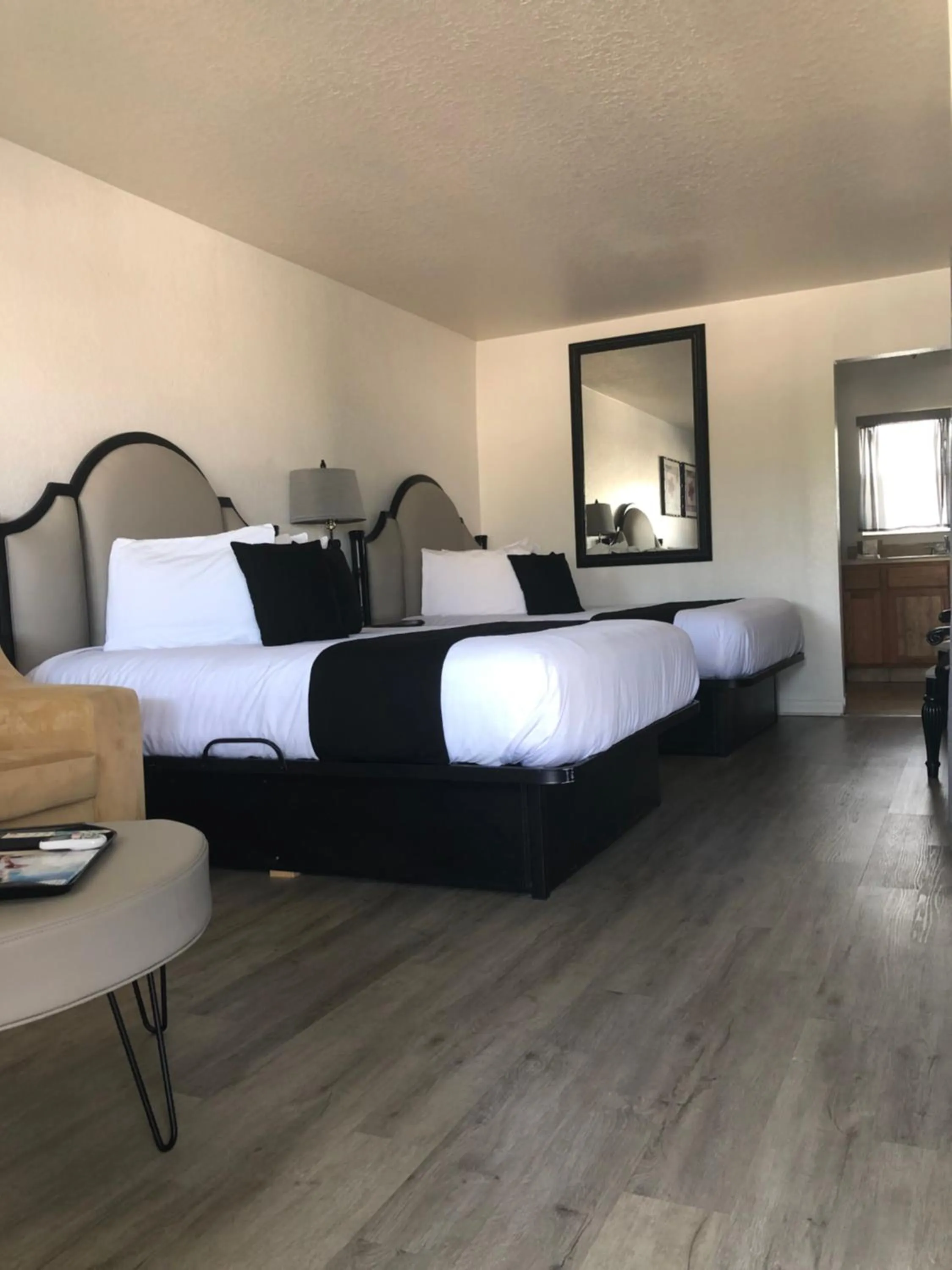 Bedroom, Bed in Holiday Isles Resort