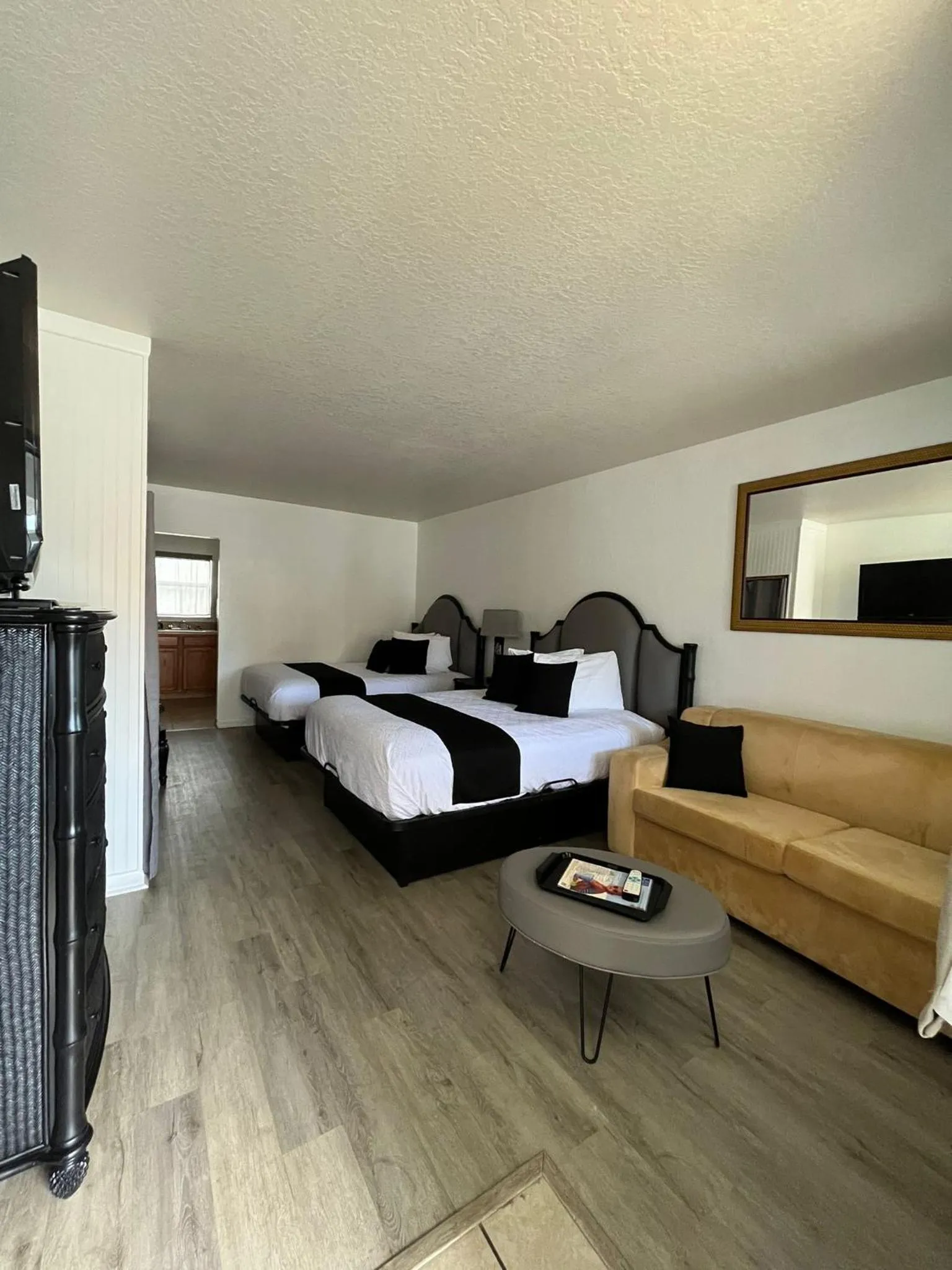 Bed in Holiday Isles Resort