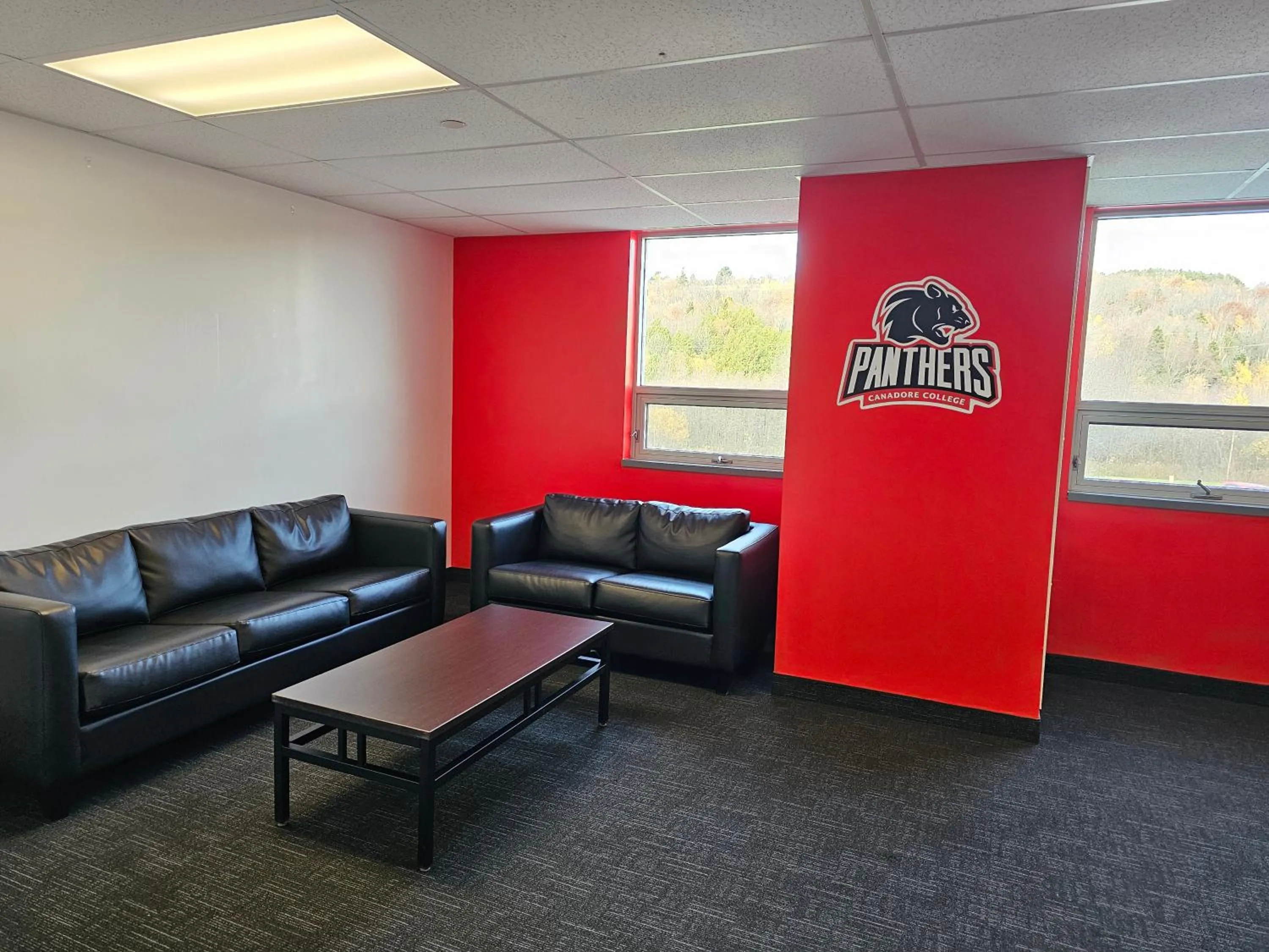 Communal lounge/ TV room in Residence & Conference Centre - North Bay