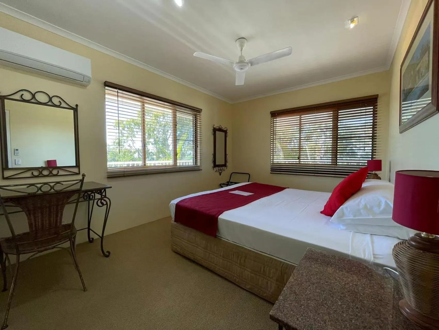 Bed in Cairns Beach Resort