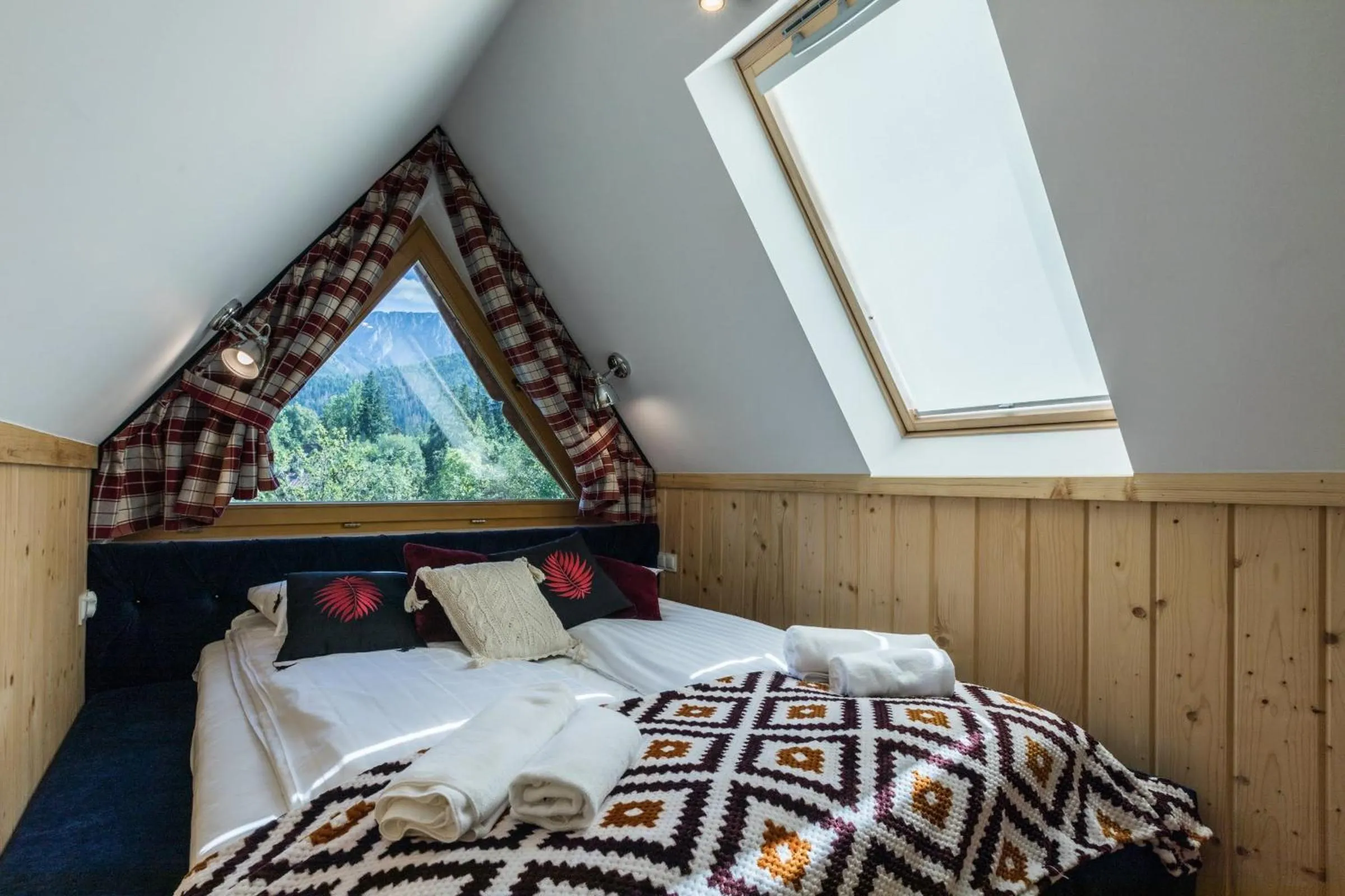 Bedroom, Bed in Rezydencja Sobiczkowa Apartamenty