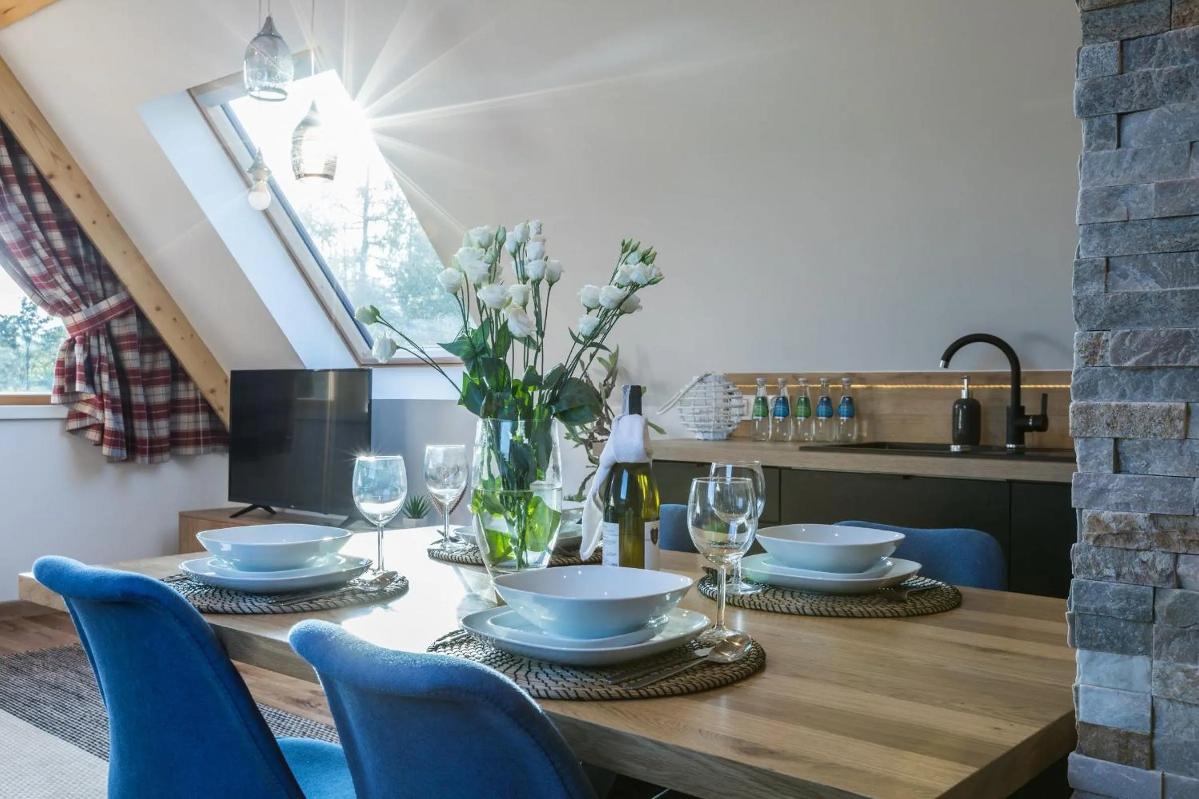 Dining area in Rezydencja Sobiczkowa Apartamenty