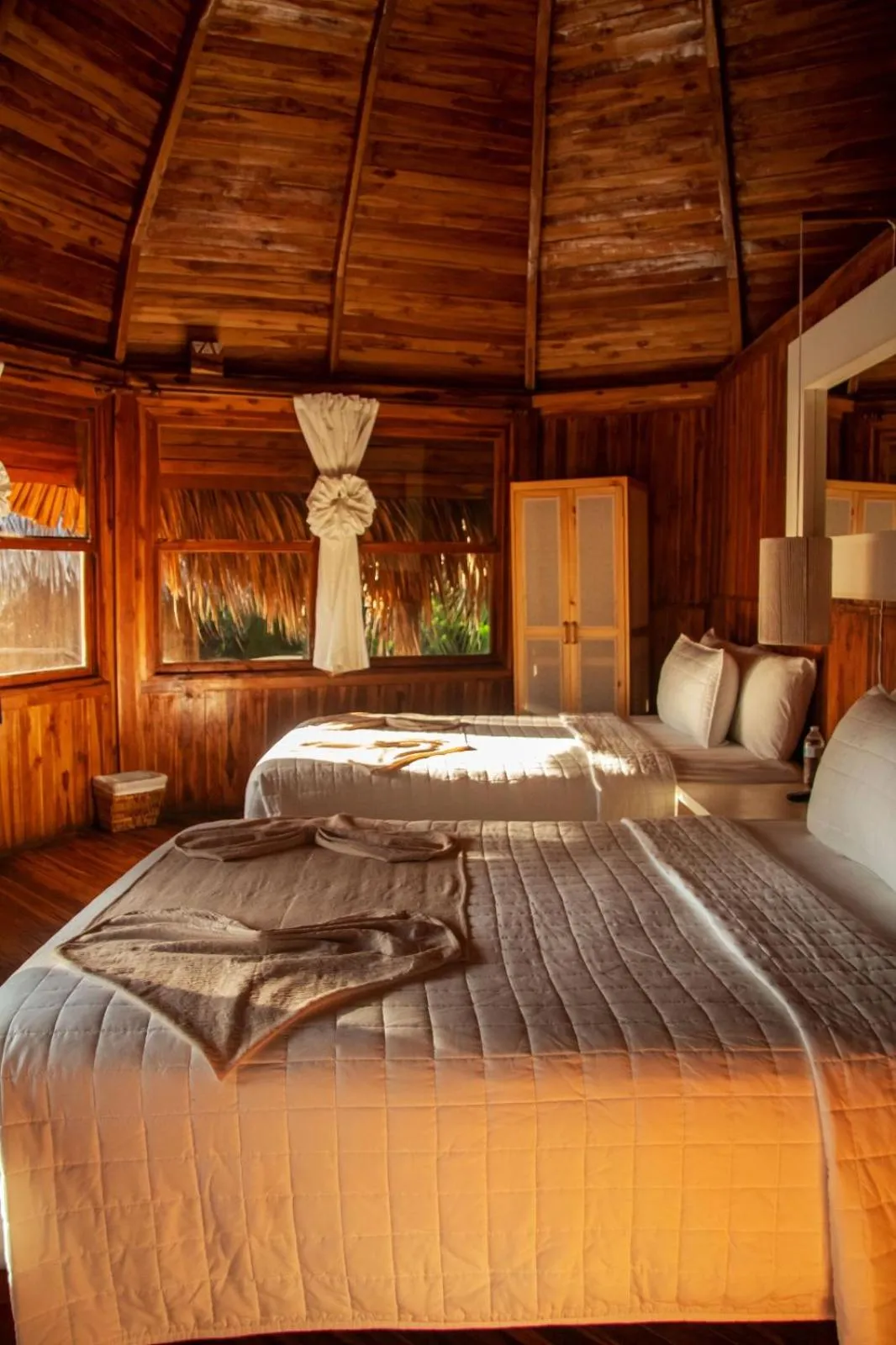 Photo of the whole room, Bed in Hotel Tortuga Village