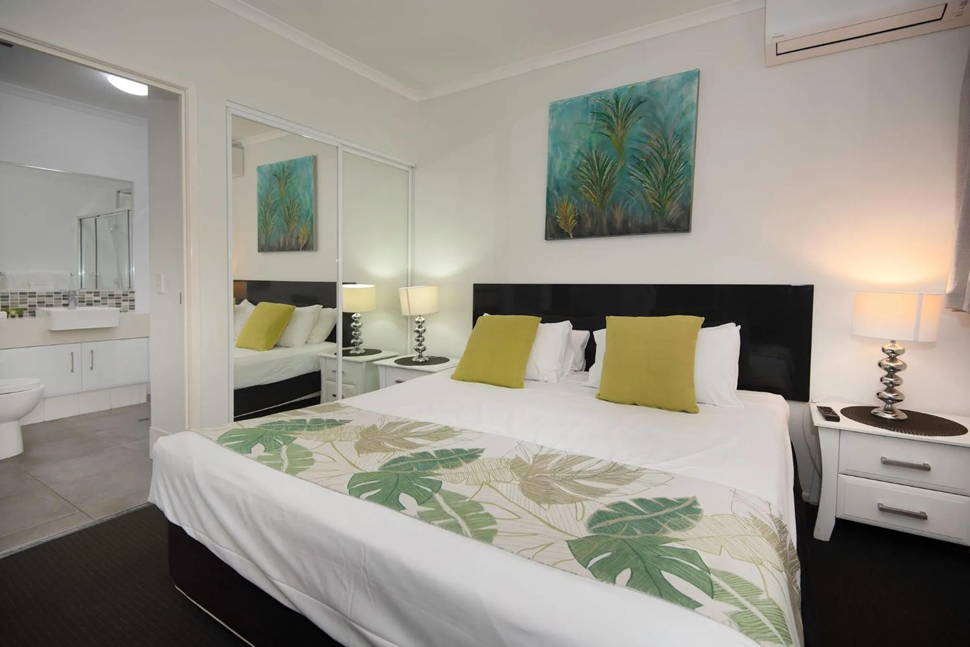 Bedroom, Bed in Marlin Cove Holiday Resort