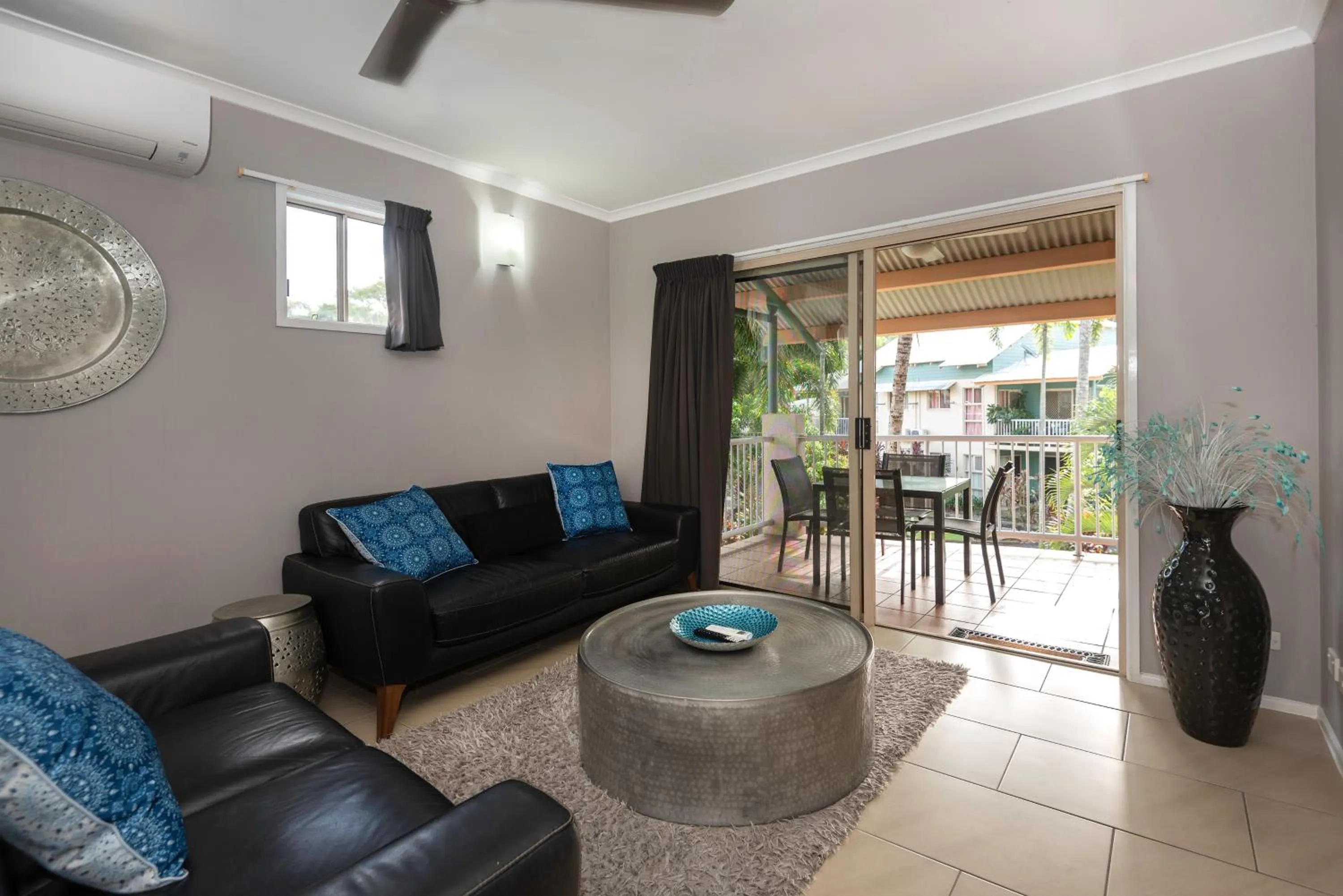 Living room in Marlin Cove Holiday Resort