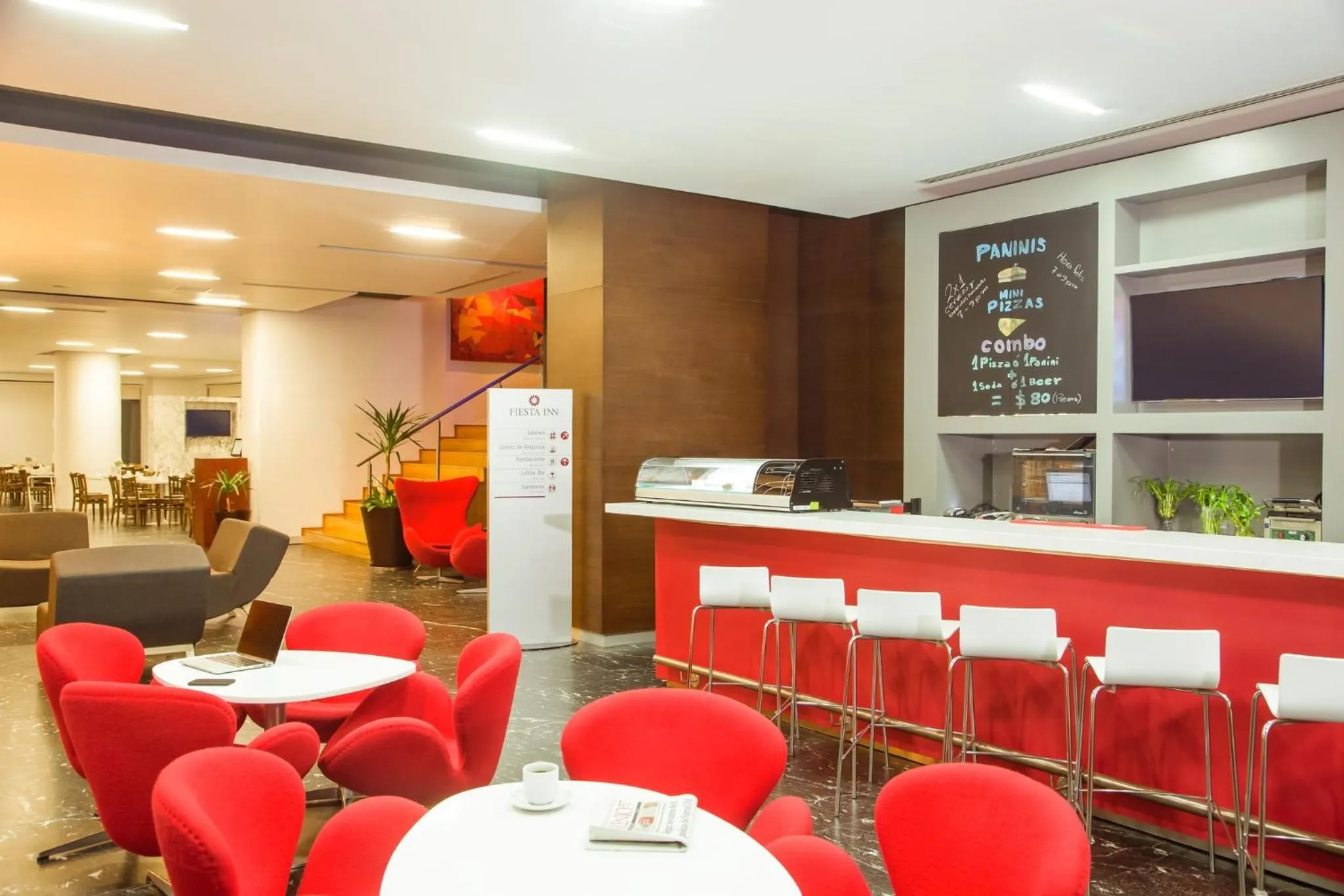 Lounge or bar in Fiesta Inn Monterrey Tecnologico