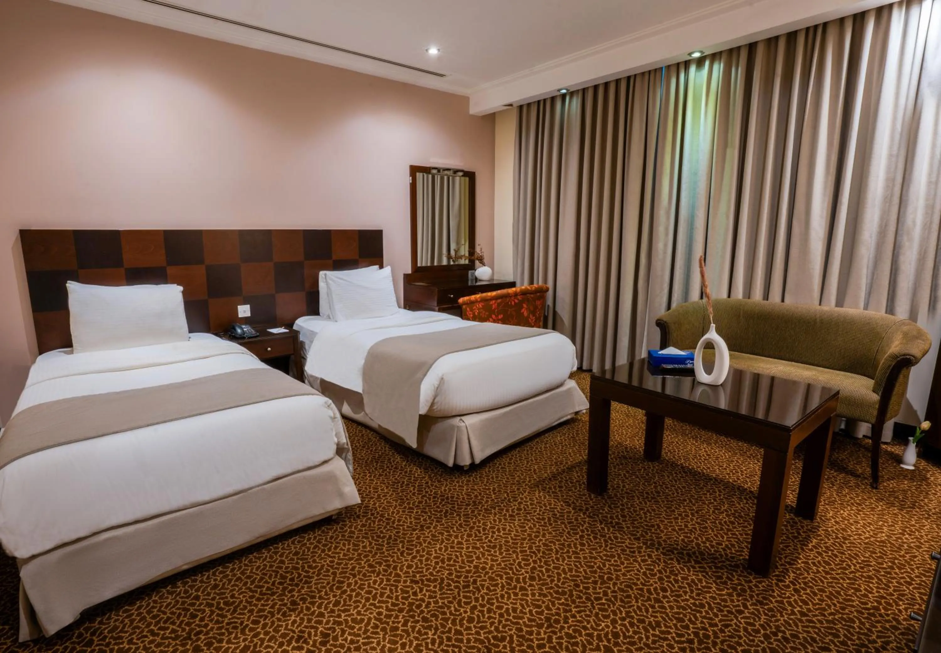 Bedroom, Bed in Ayass Hotel