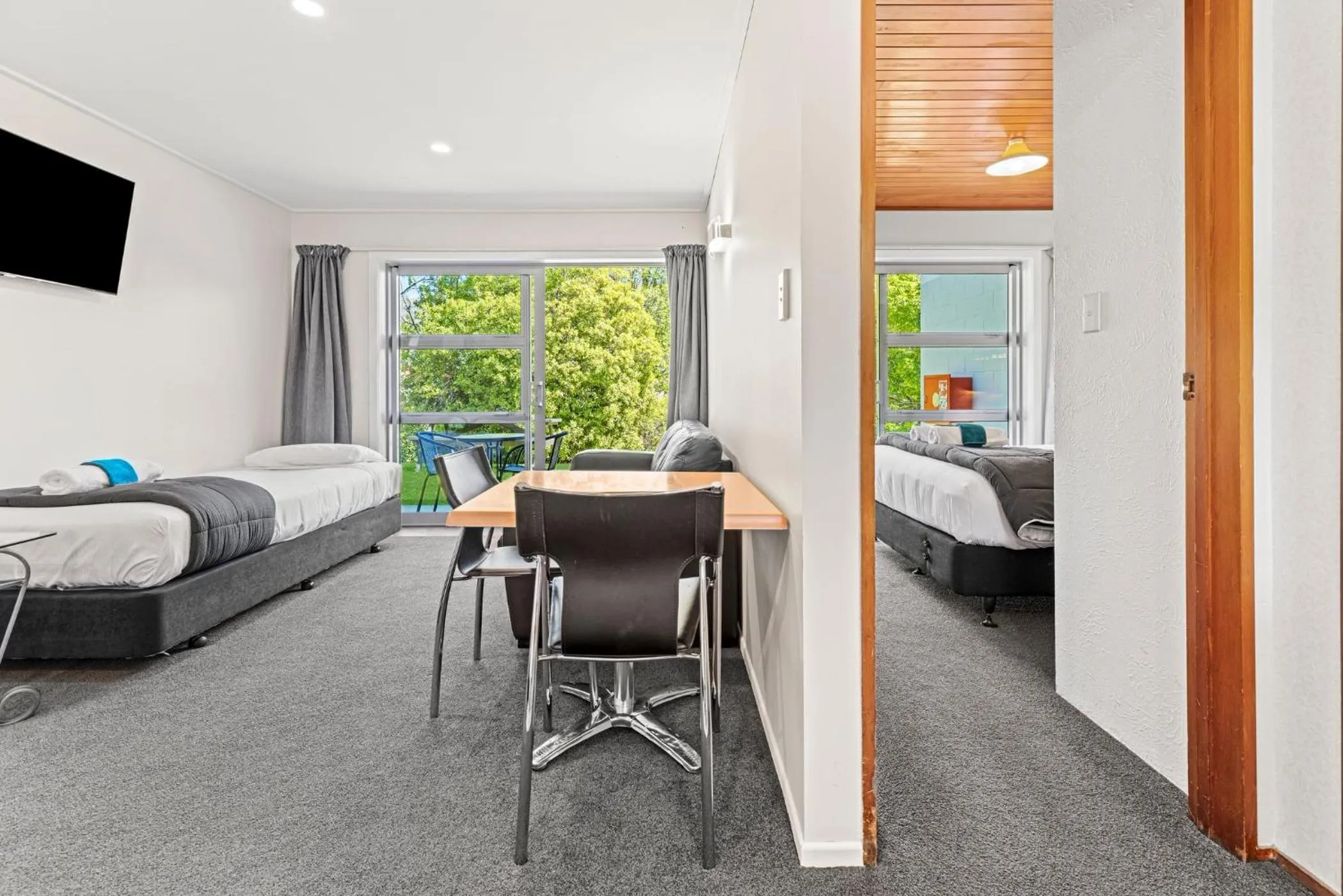 Photo of the whole room, Bed in ASURE Brookvale Motel