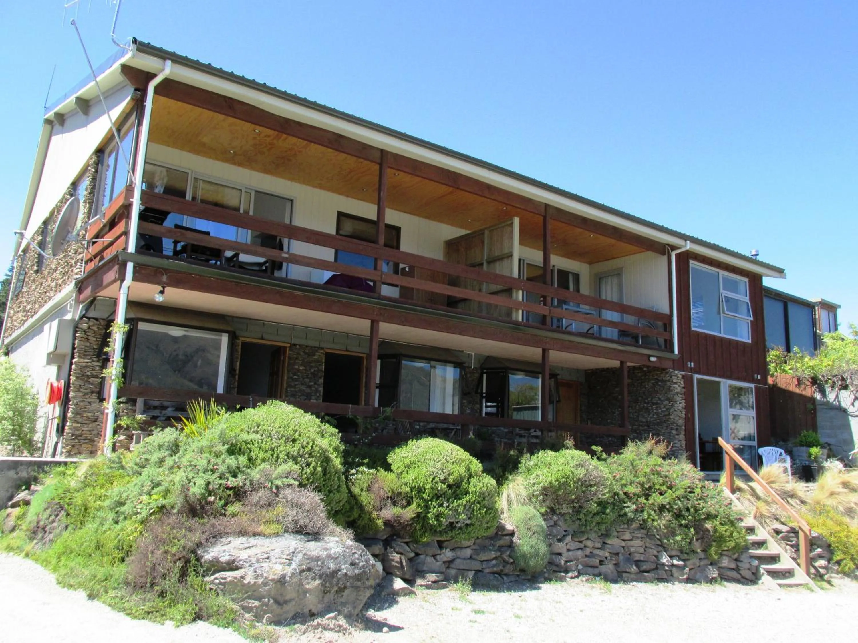 Facade/entrance, Property Building in Lakeview Motel