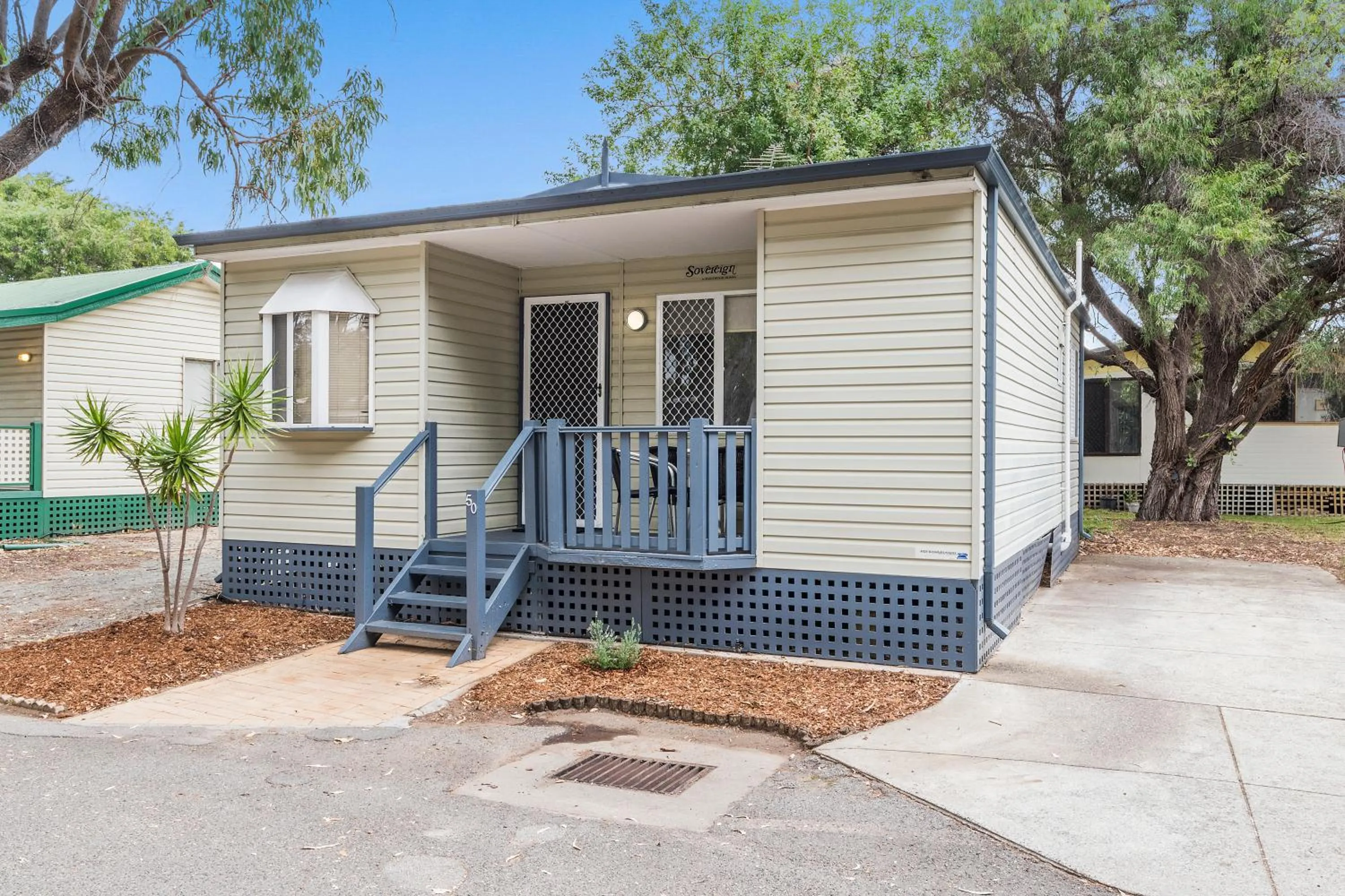 Photo of the whole room in Discovery Parks - Coogee Beach