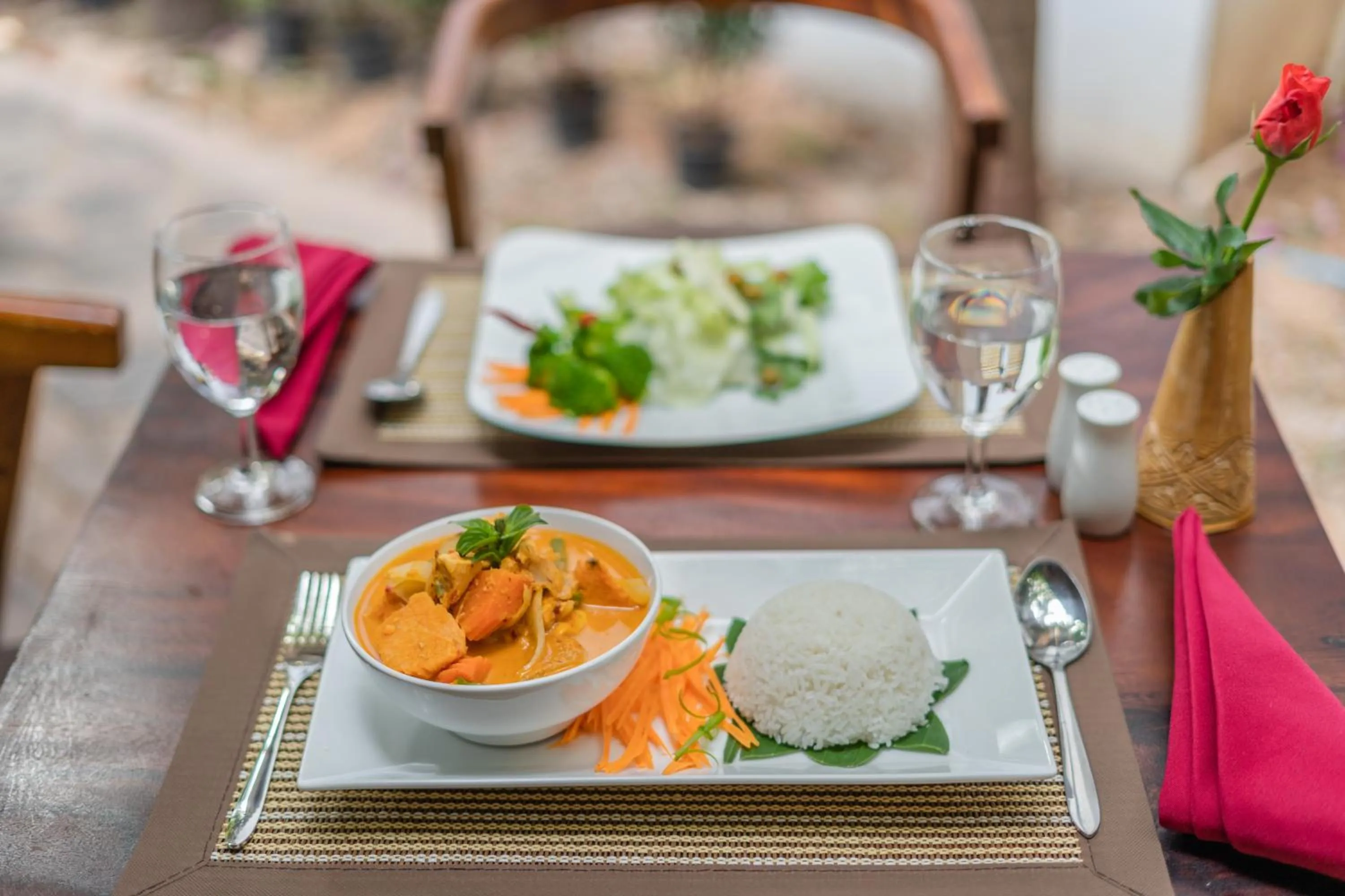 Restaurant/places to eat in Five Rose Siem Reap Hostel