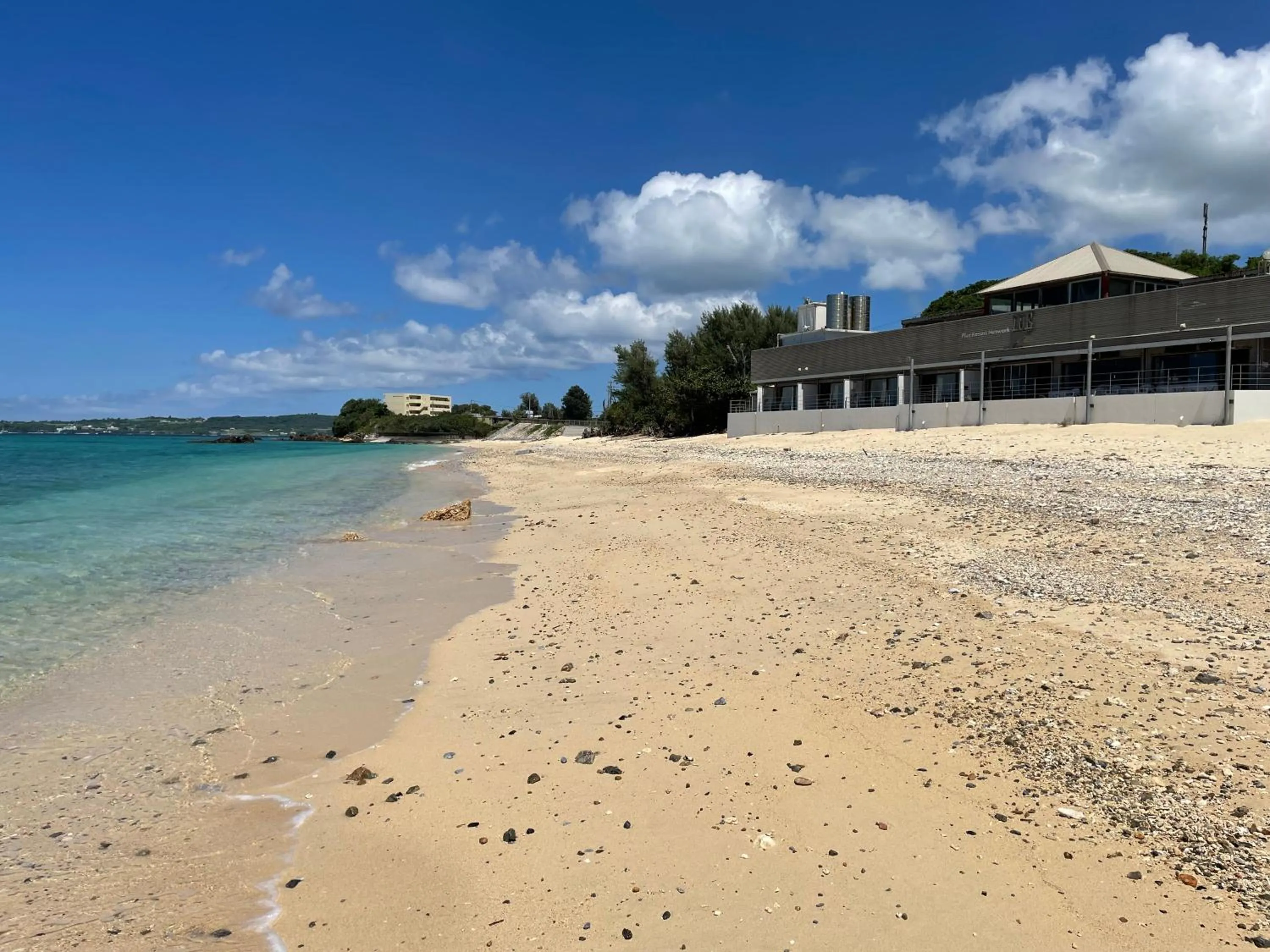 Day in Hotel & Restaurant On the Beach Lue