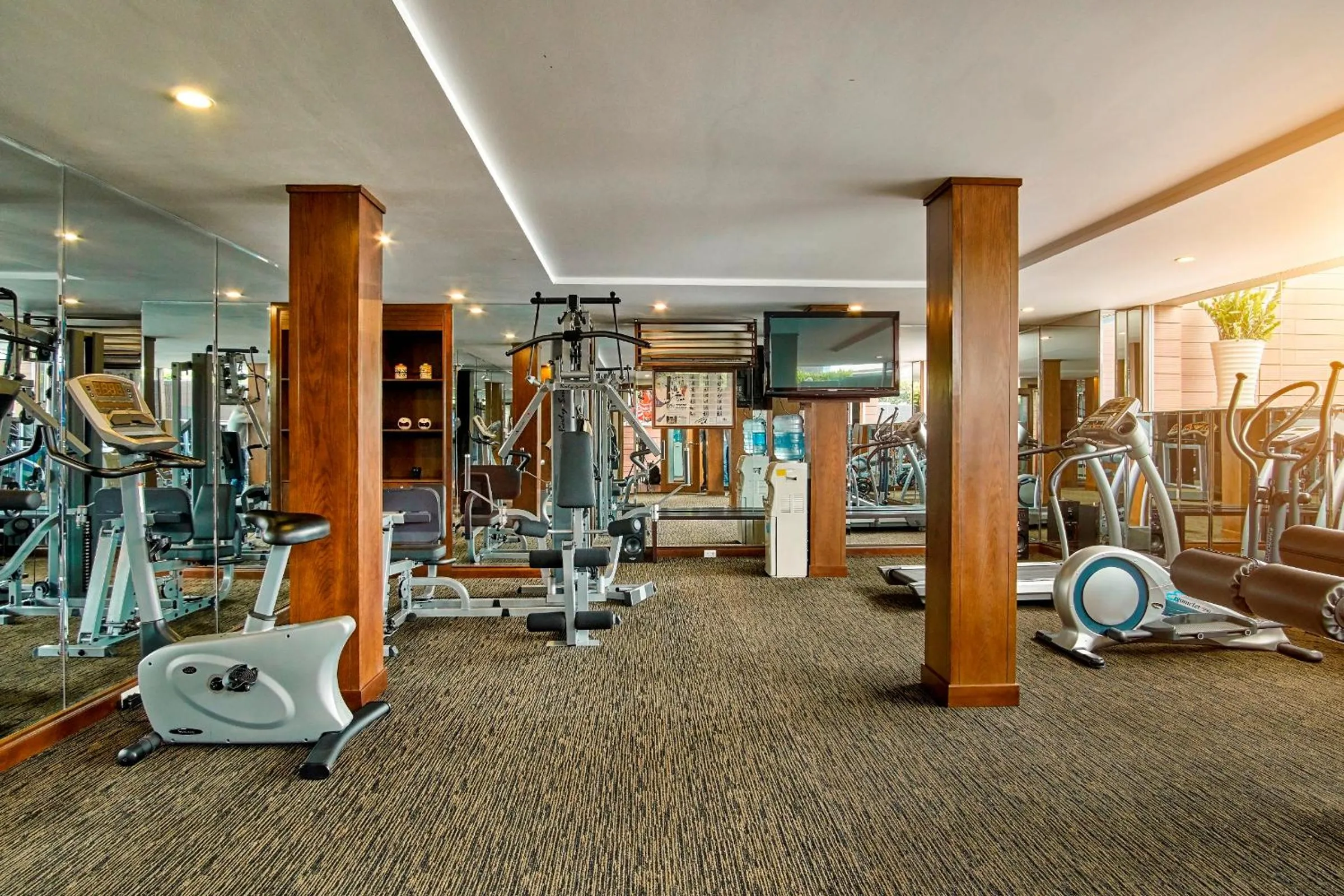 Fitness centre/facilities in Nhat Ha L’Opera Hotel