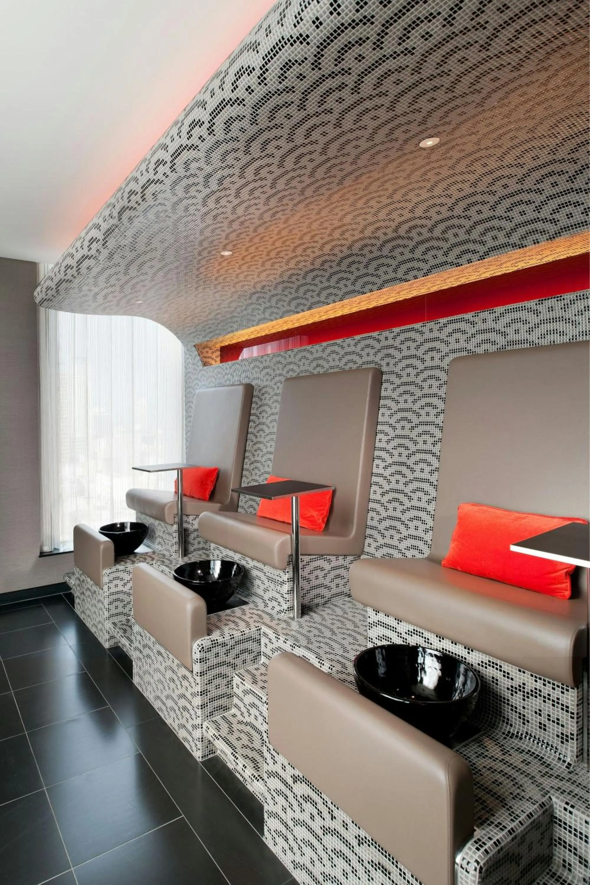 Spa and wellness centre/facilities in The St. Regis Osaka