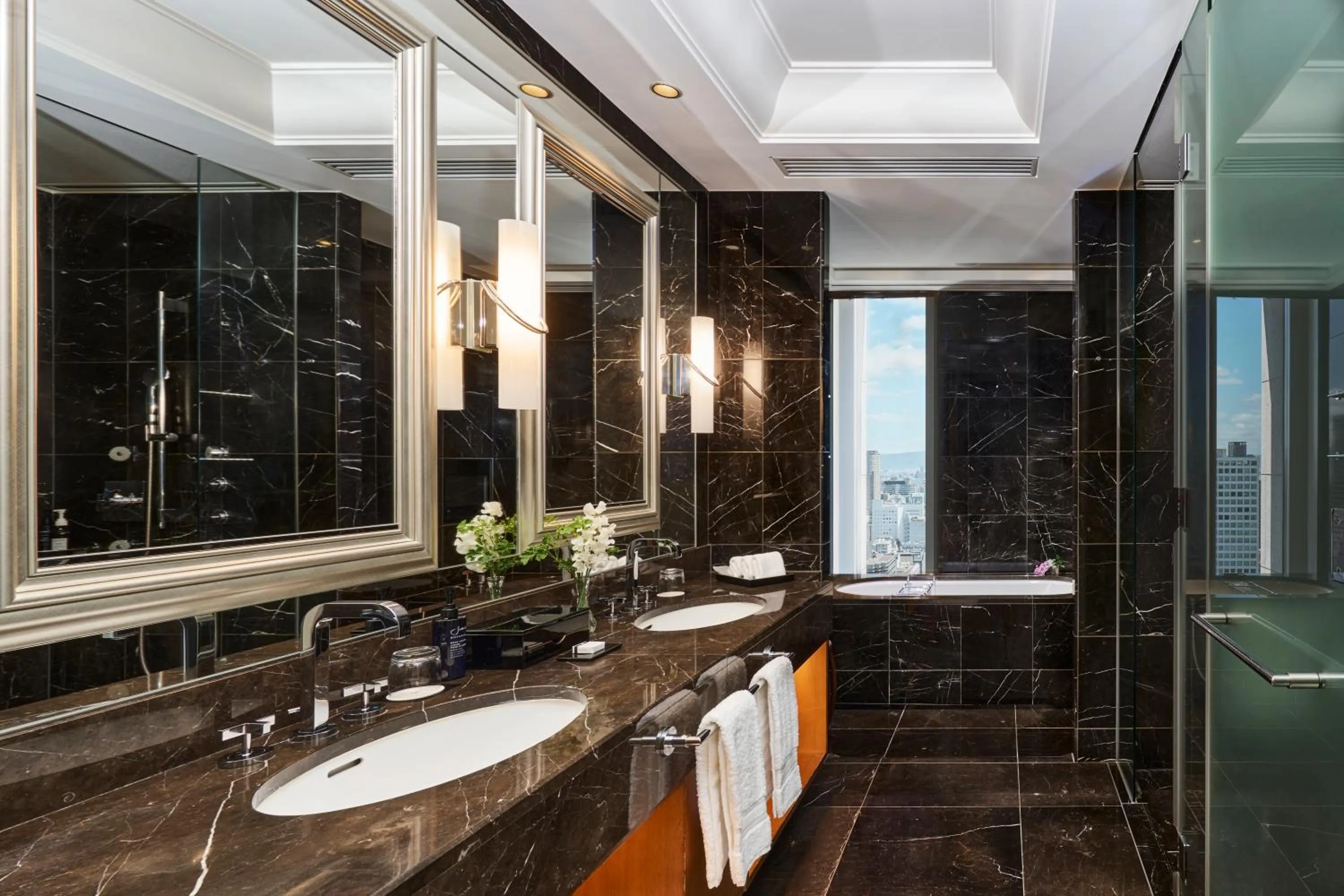 Bathroom in The St. Regis Osaka
