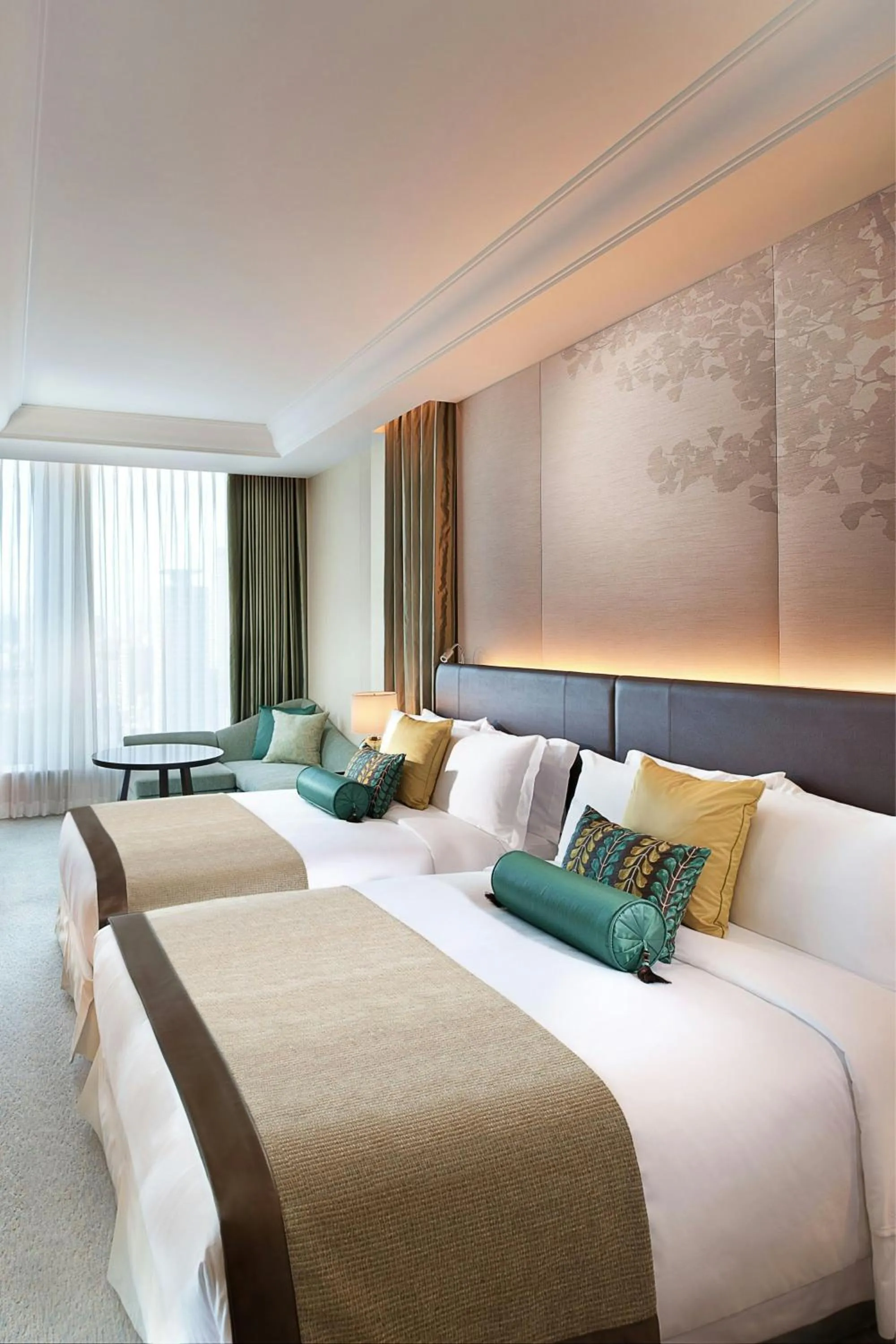 Photo of the whole room, Bed in The St. Regis Osaka