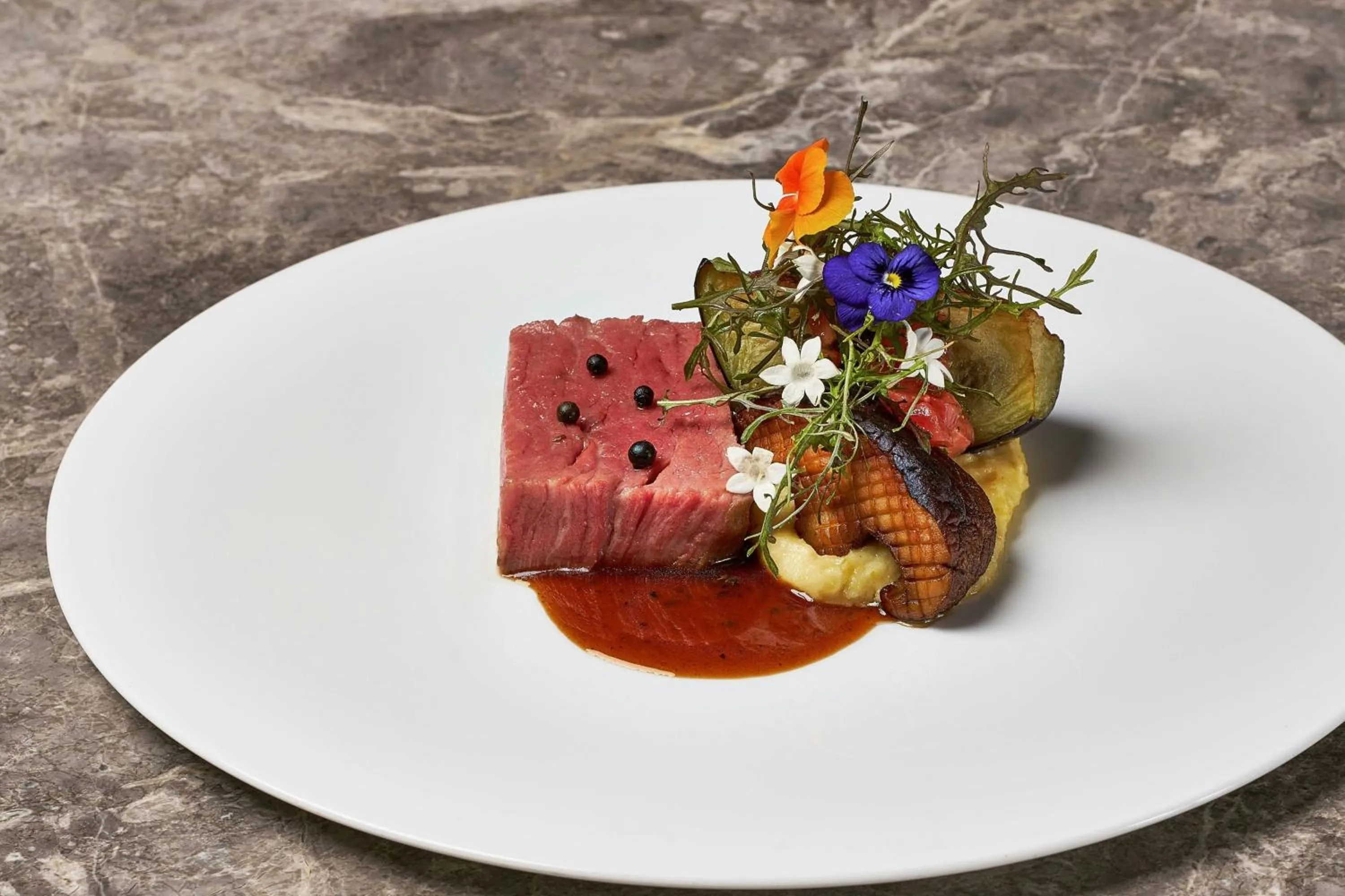 Restaurant/places to eat in The St. Regis Osaka