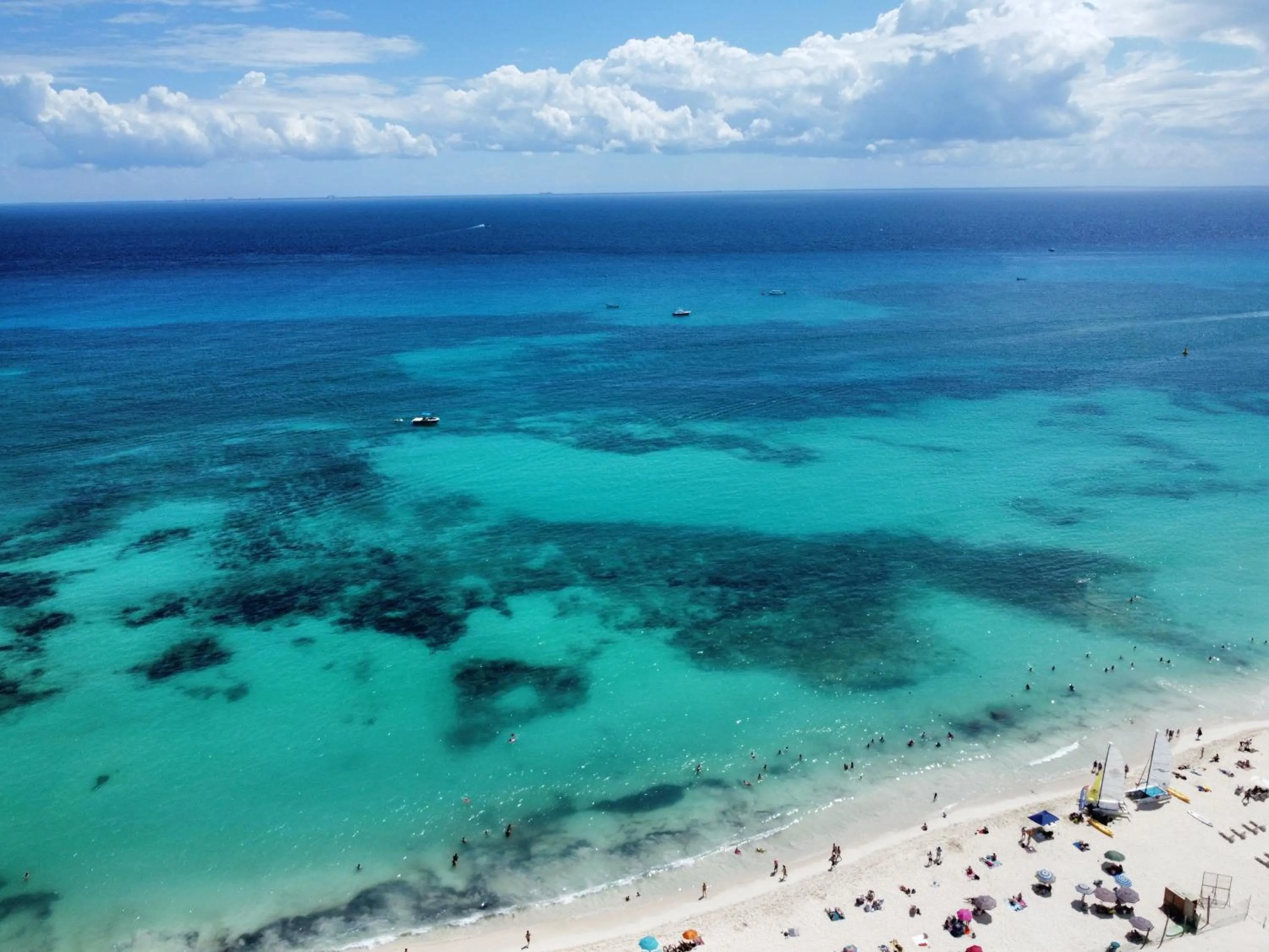 Icono Playa Condos, B307