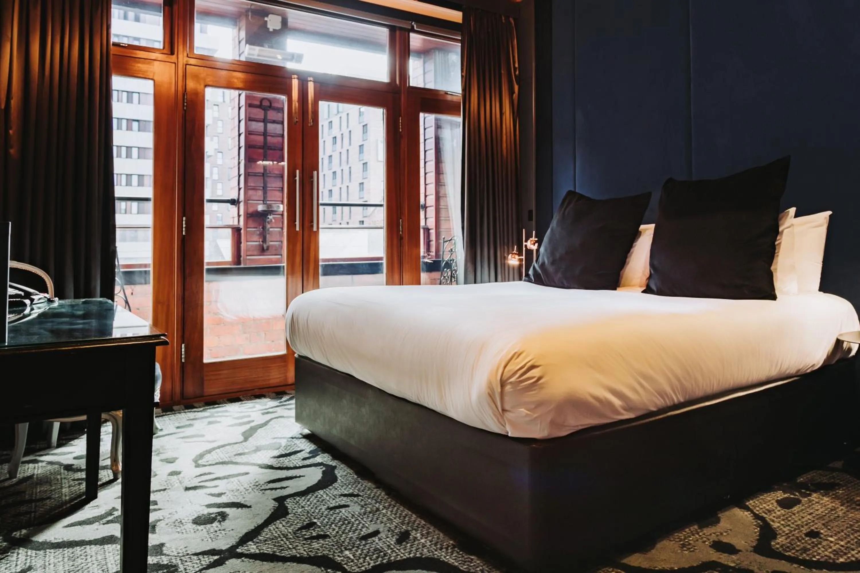 Bedroom, Bed in Velvet Hotel Manchester, WorldHotels Crafted