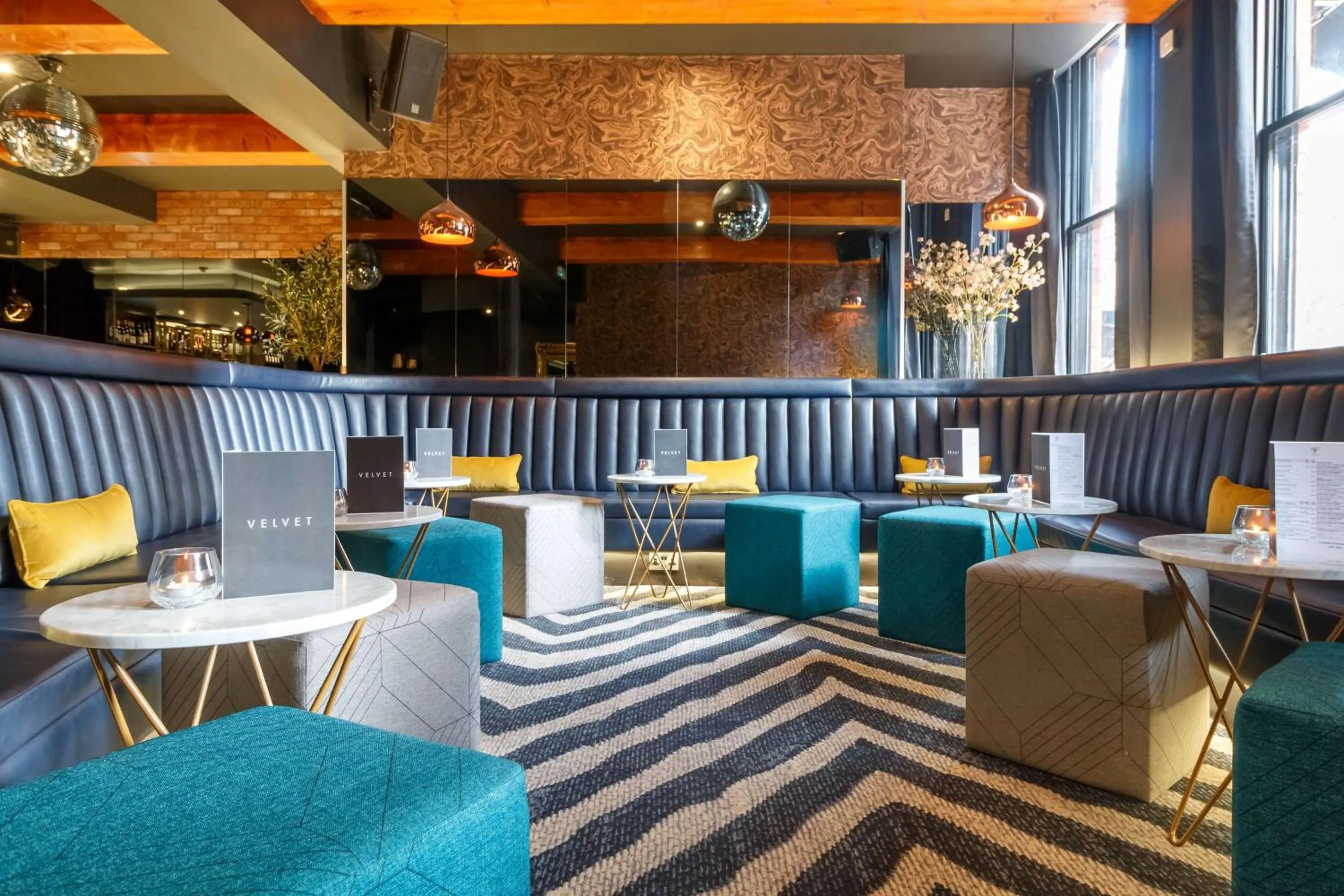 Lounge or bar in Velvet Hotel Manchester, WorldHotels Crafted