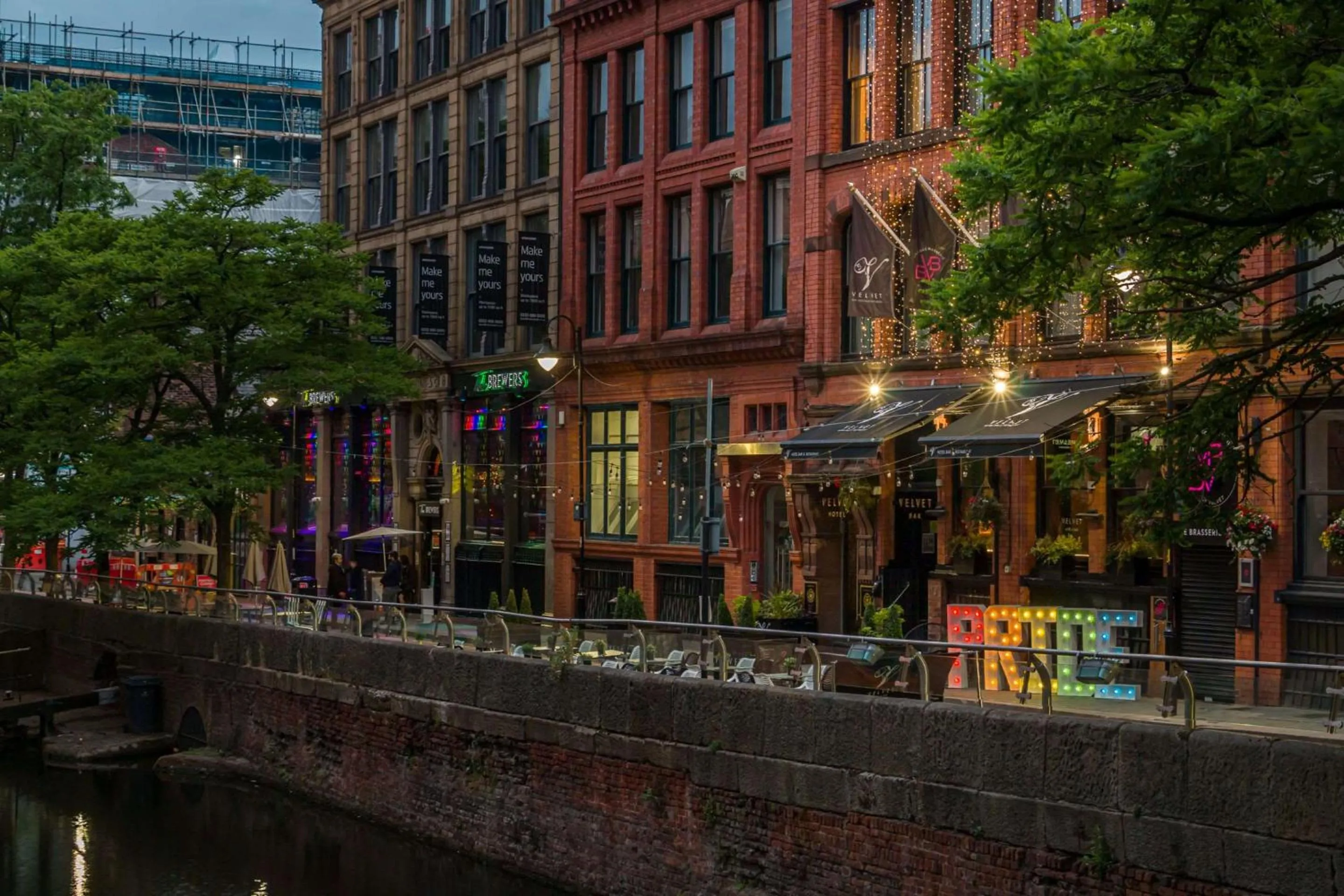 Property building in Velvet Hotel Manchester, WorldHotels Crafted