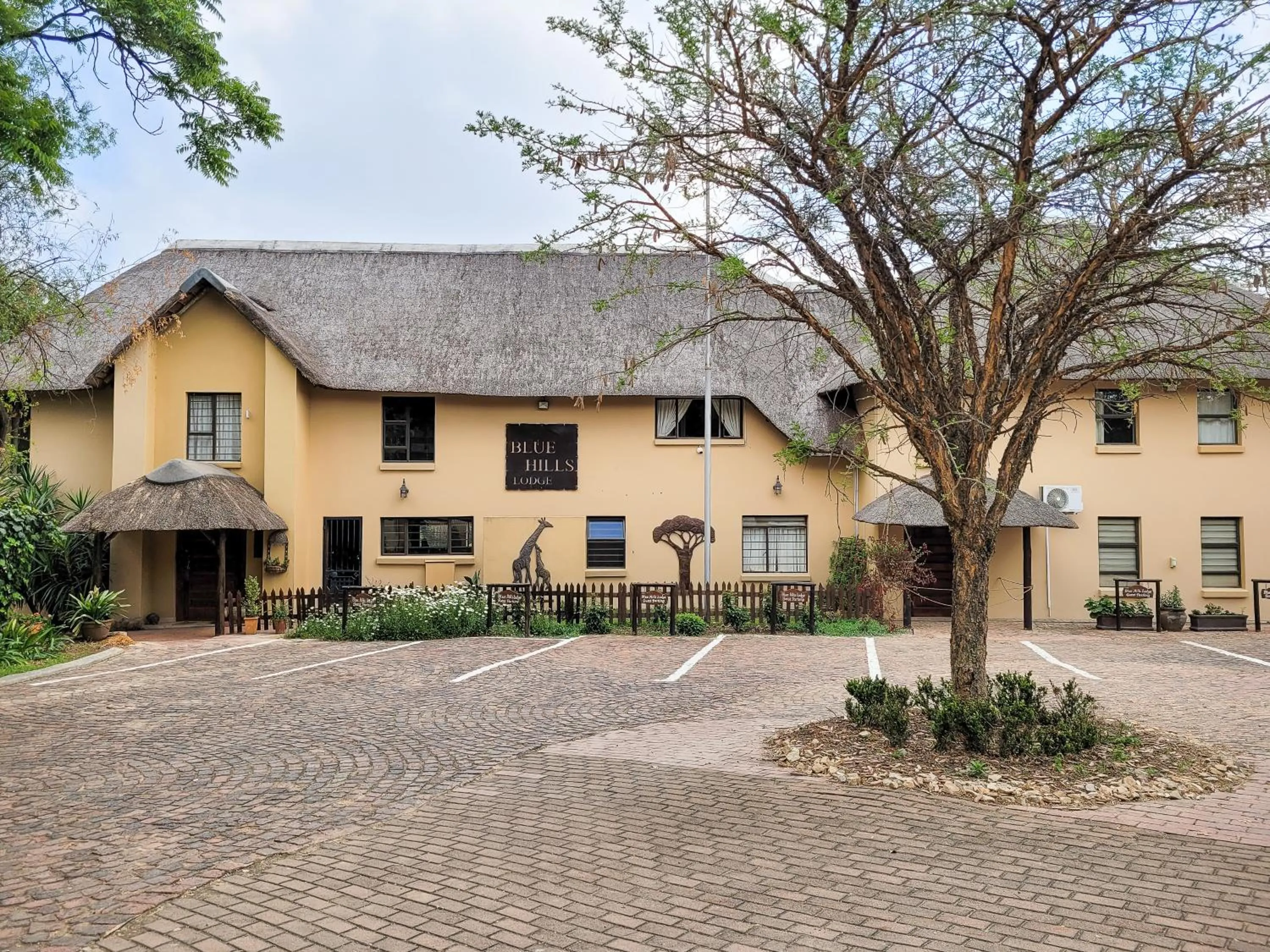 Property building in Blue Hills Lodge