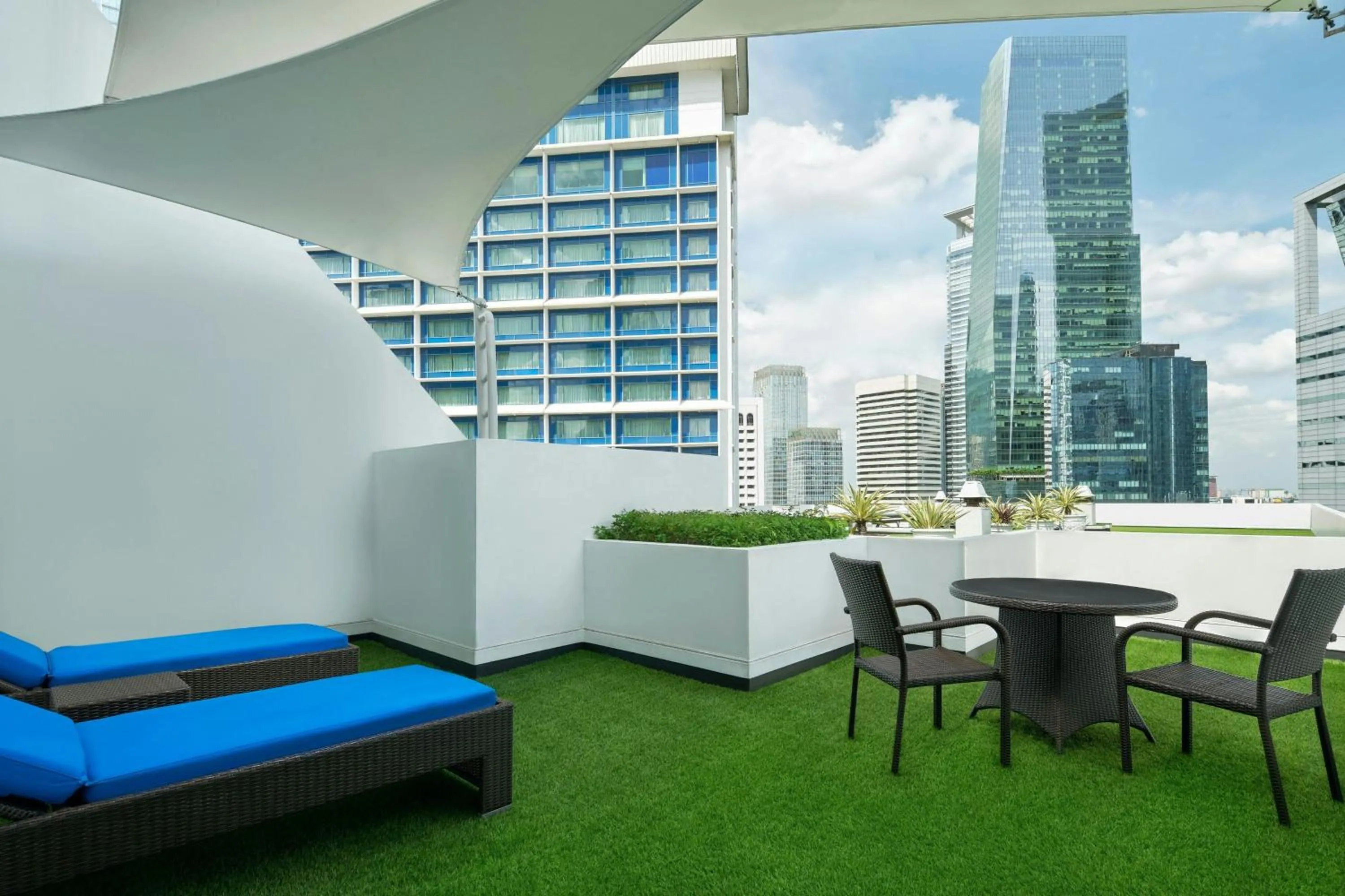 Photo of the whole room in Le Meridien Jakarta