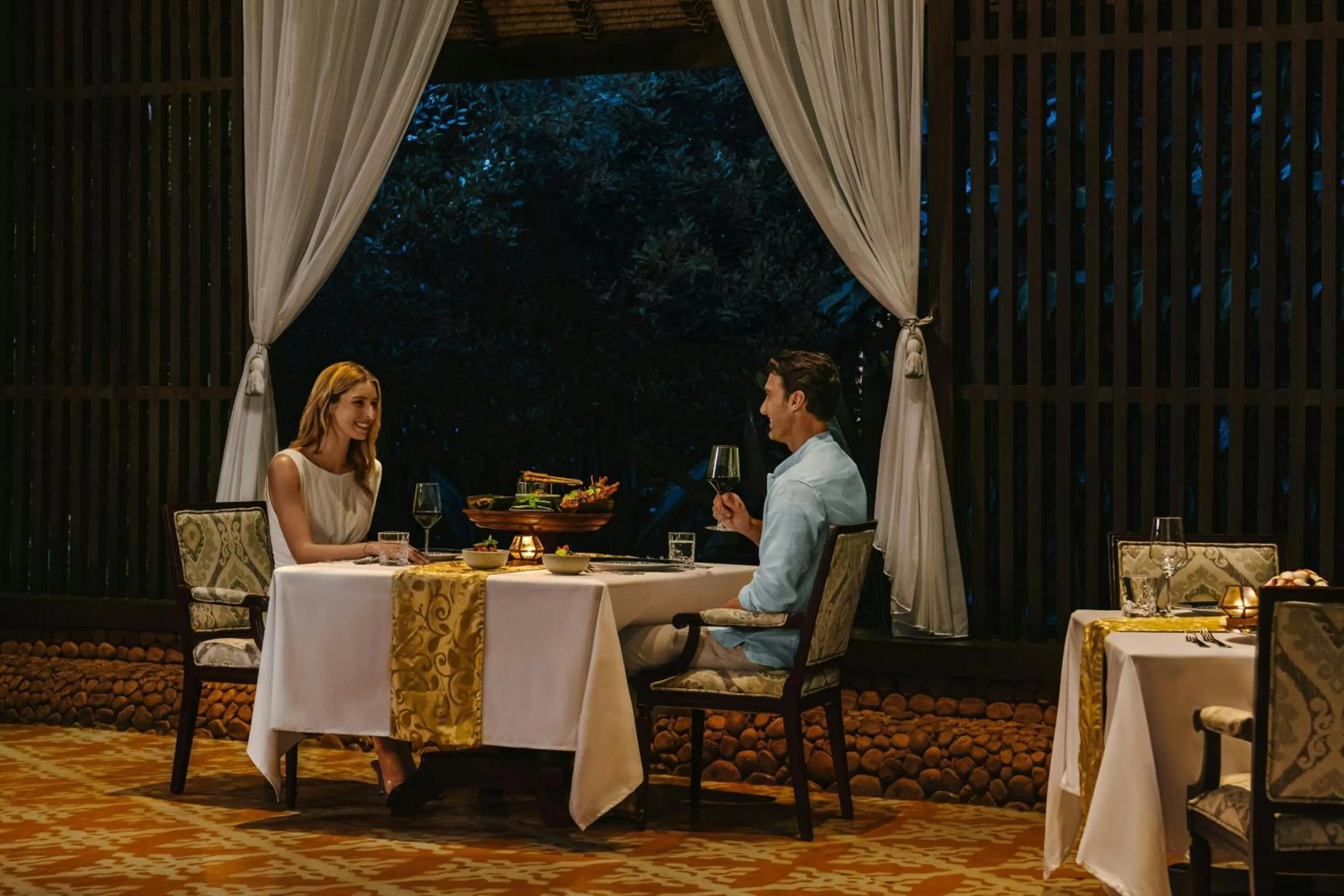 Restaurant/places to eat in The St. Regis Bali Resort