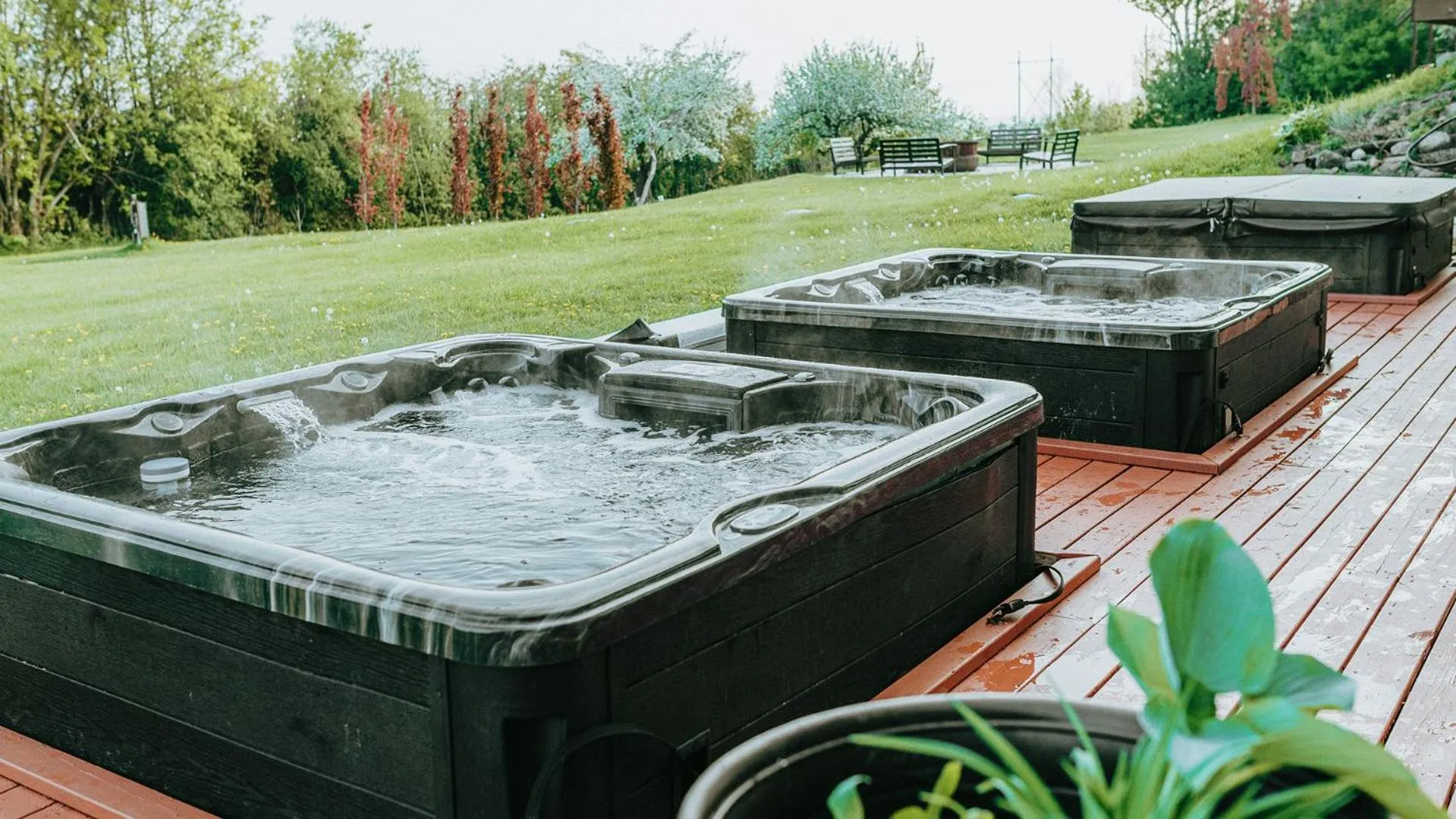 Hot Tub in Northumberland Heights Wellness Retreat & Spa