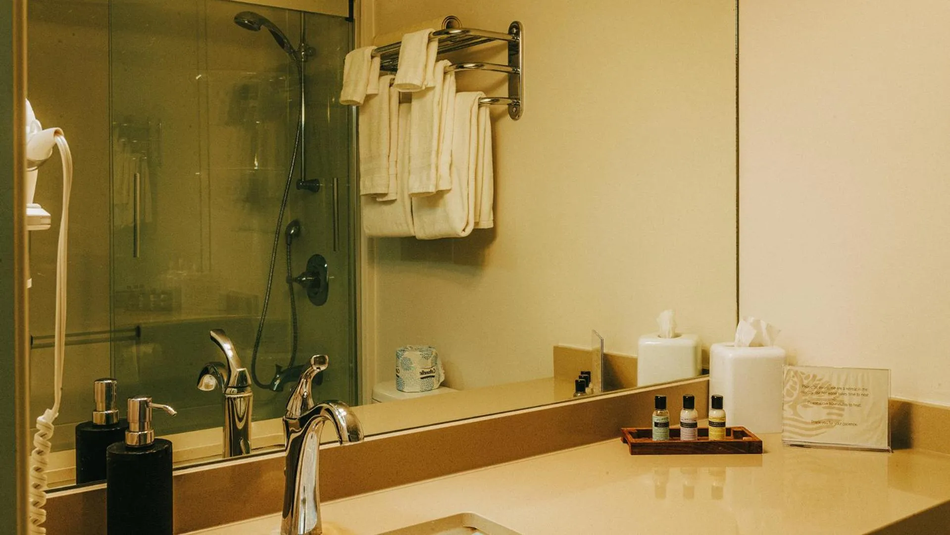 Bathroom in Northumberland Heights Wellness Retreat & Spa