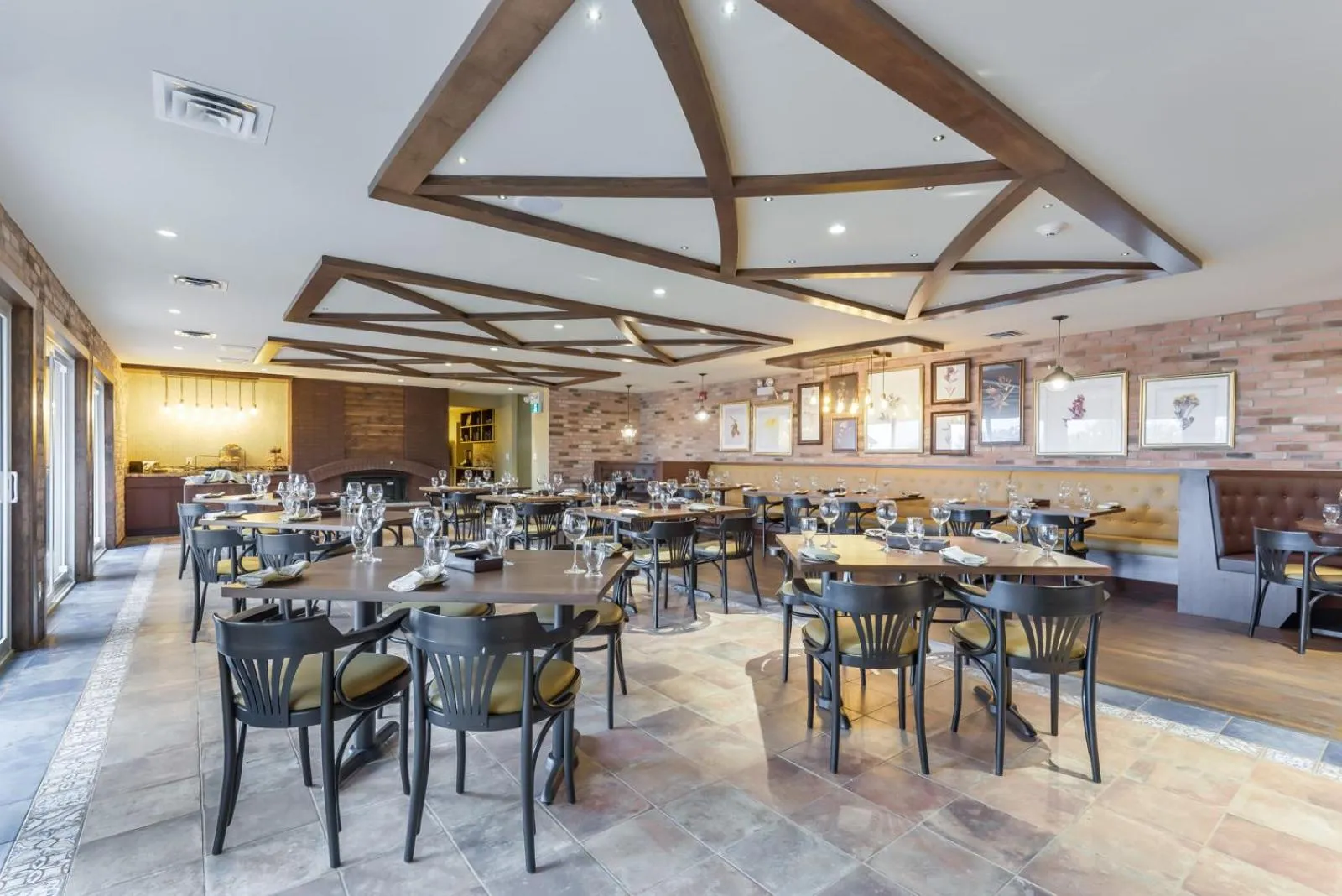 Restaurant/places to eat in Northumberland Heights Wellness Retreat & Spa