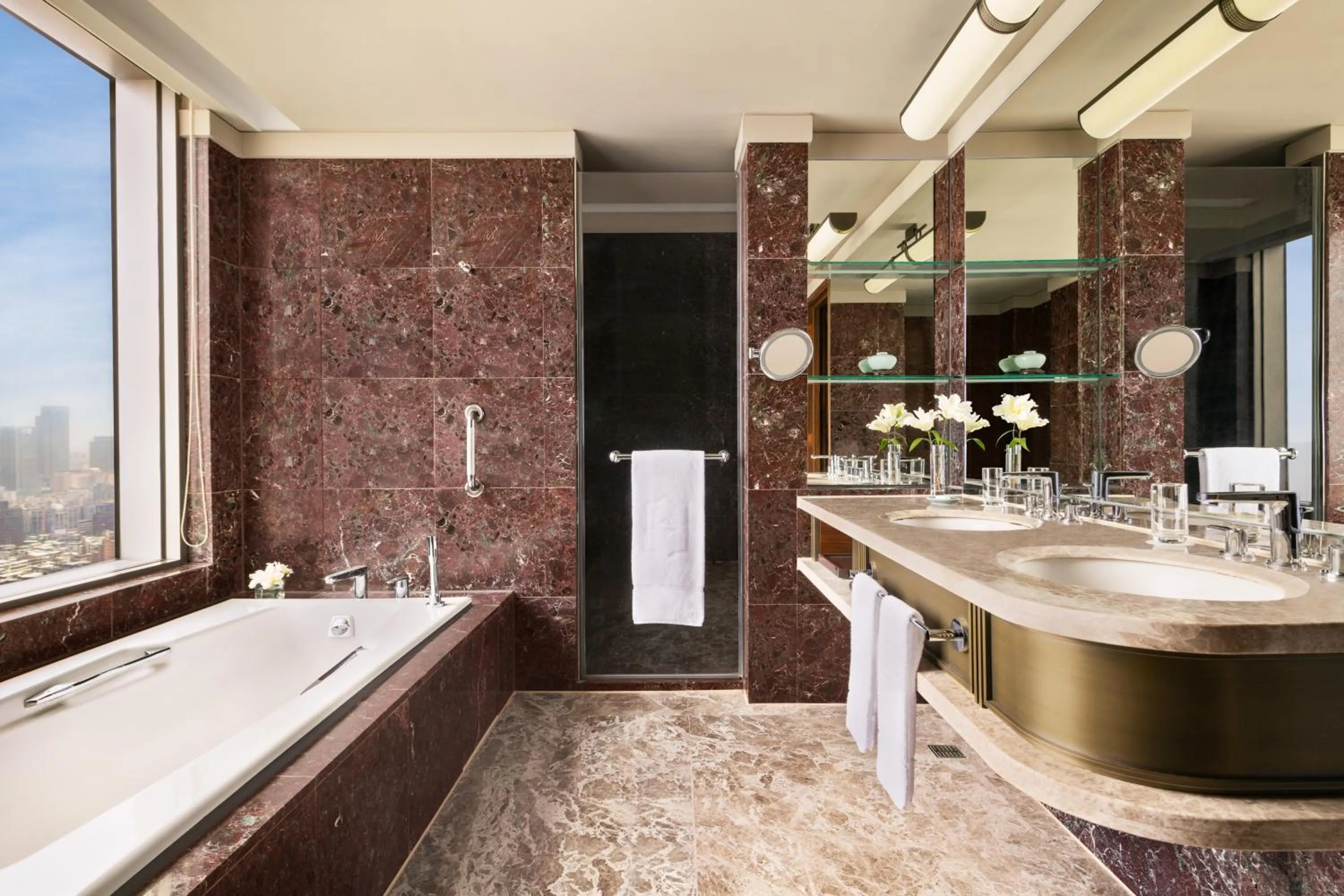 Shangri-La Far Eastern, Taipei