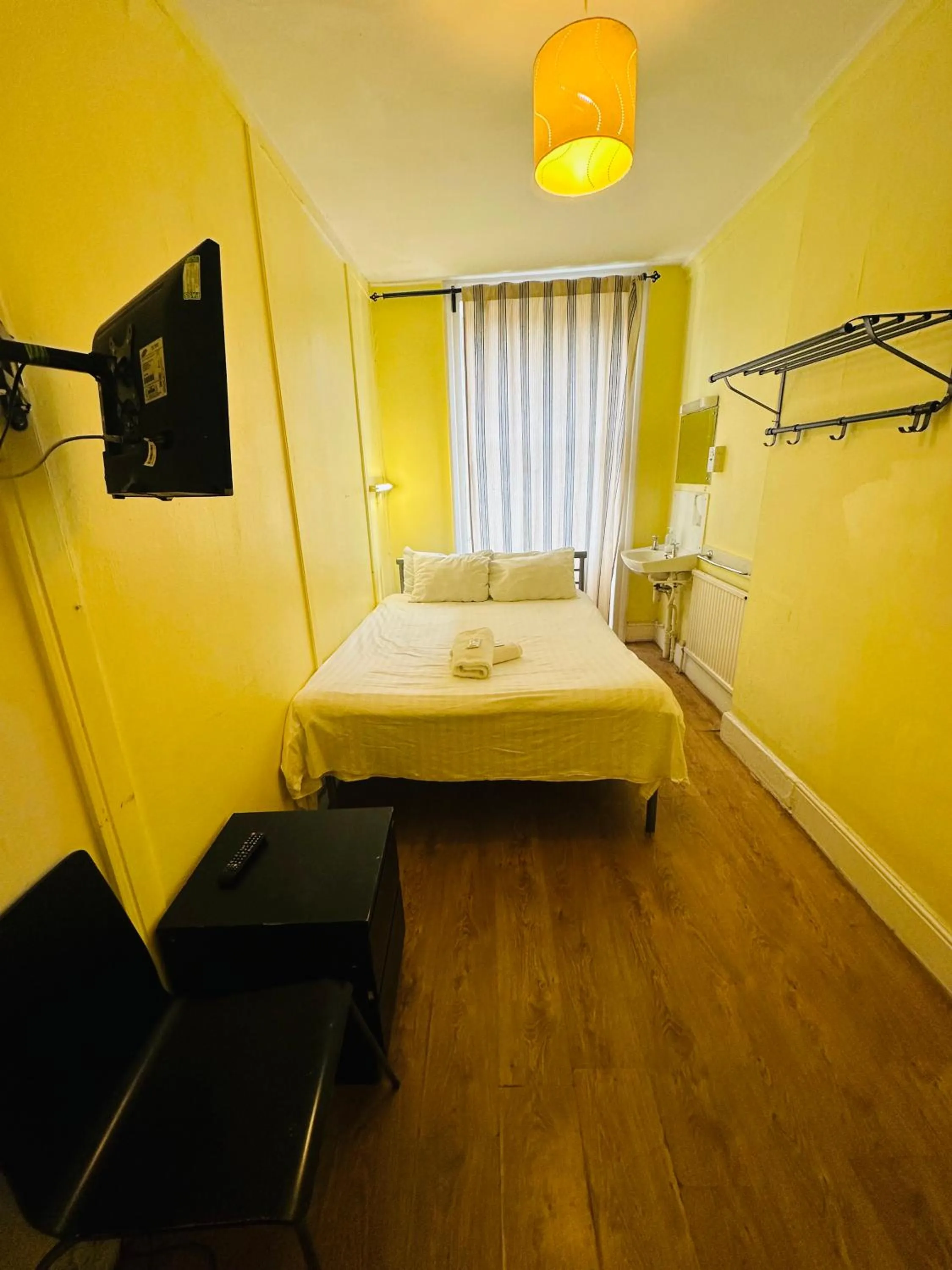 Bedroom, Bed in Thanet Hotel Annex