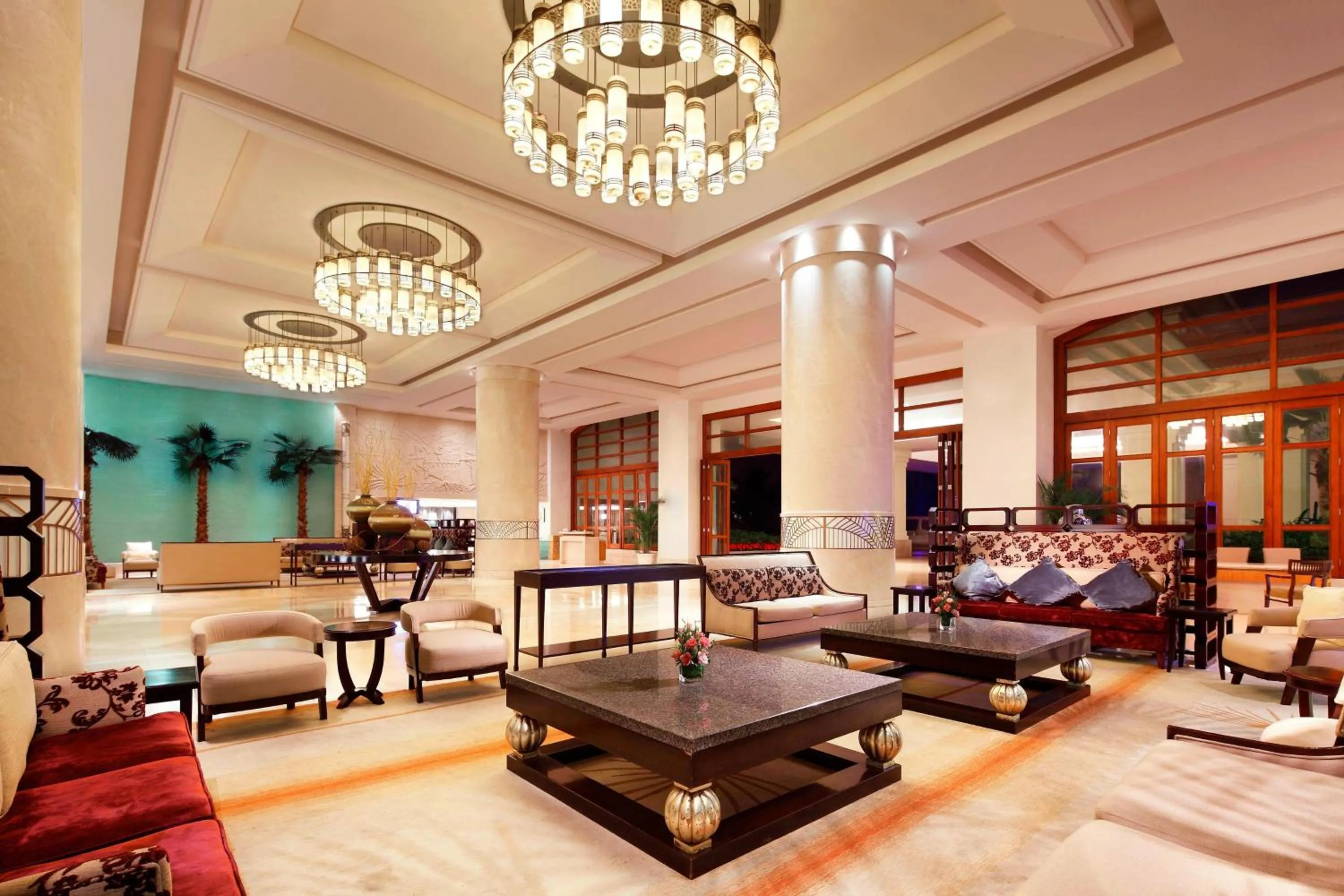 Lobby or reception in Sheraton Haikou Hotel