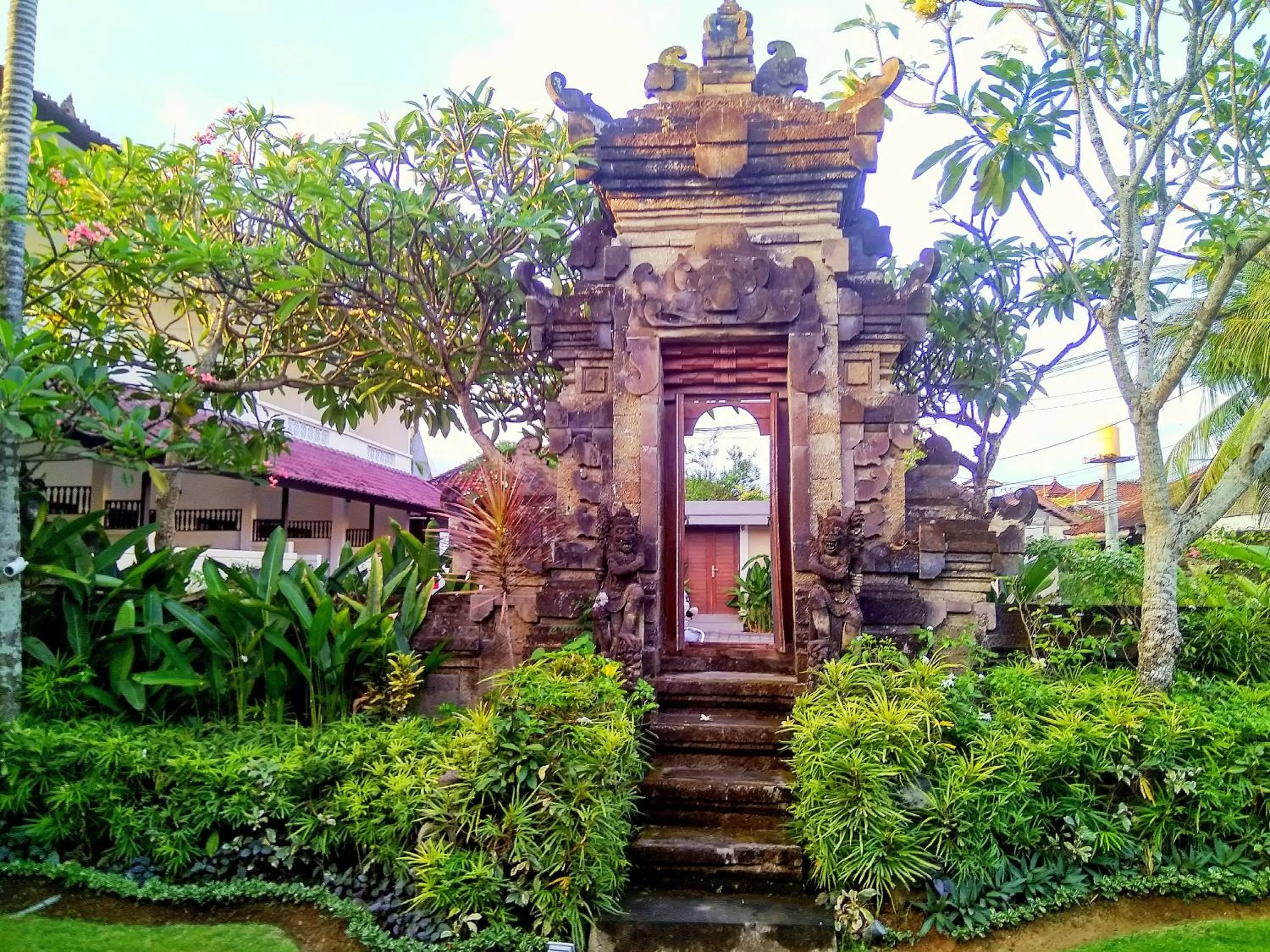 Facade/entrance in Nipuri Resort and Villas Seminyak by Kamara