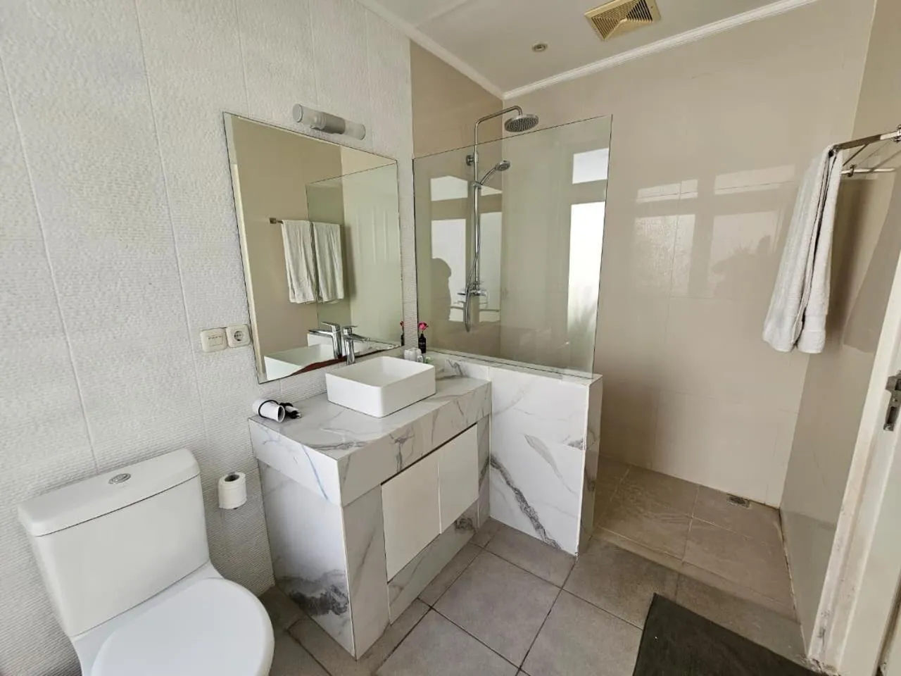 Nipuri Resort and Villas Seminyak by Kamara