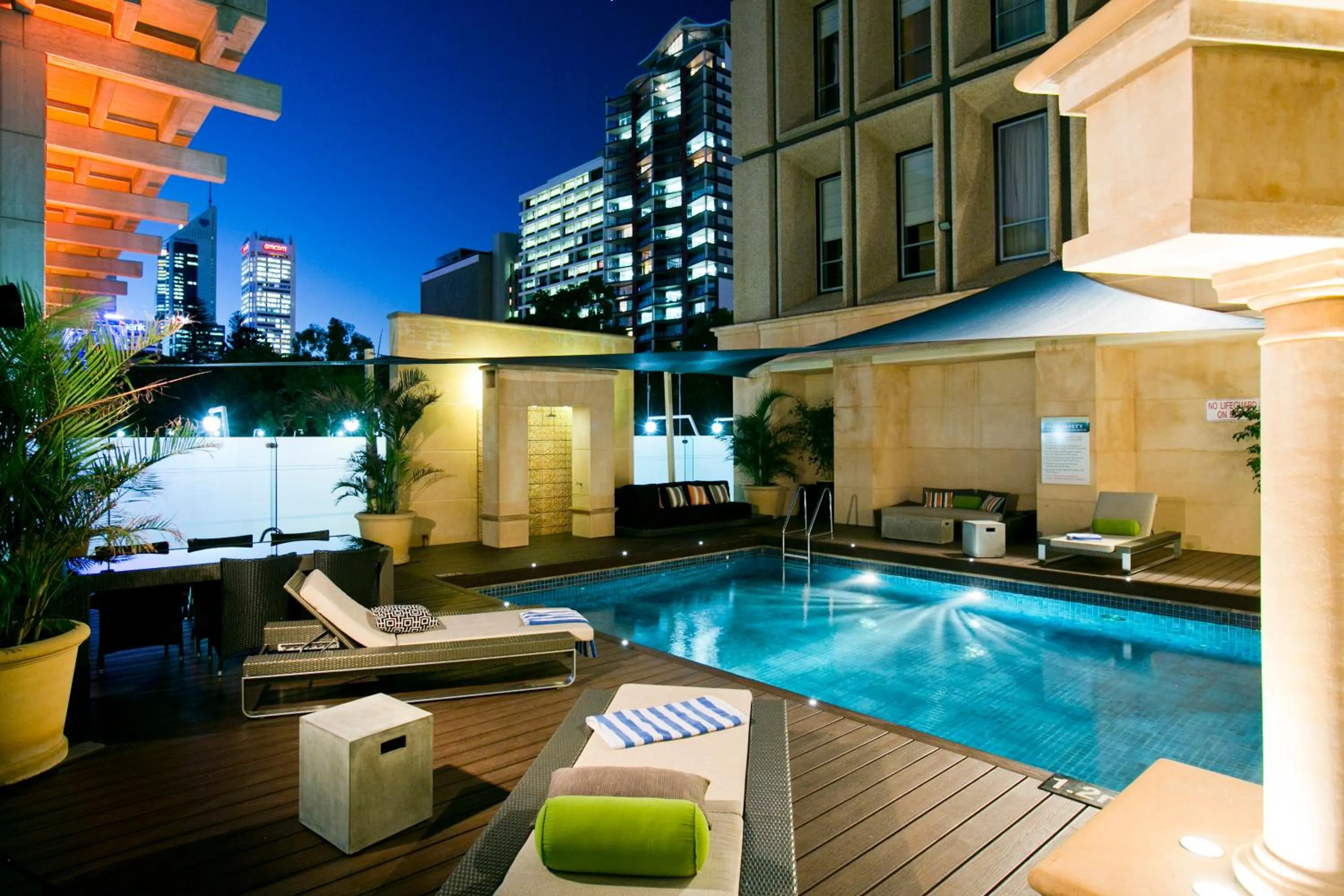 Swimming pool in Duxton Hotel Perth