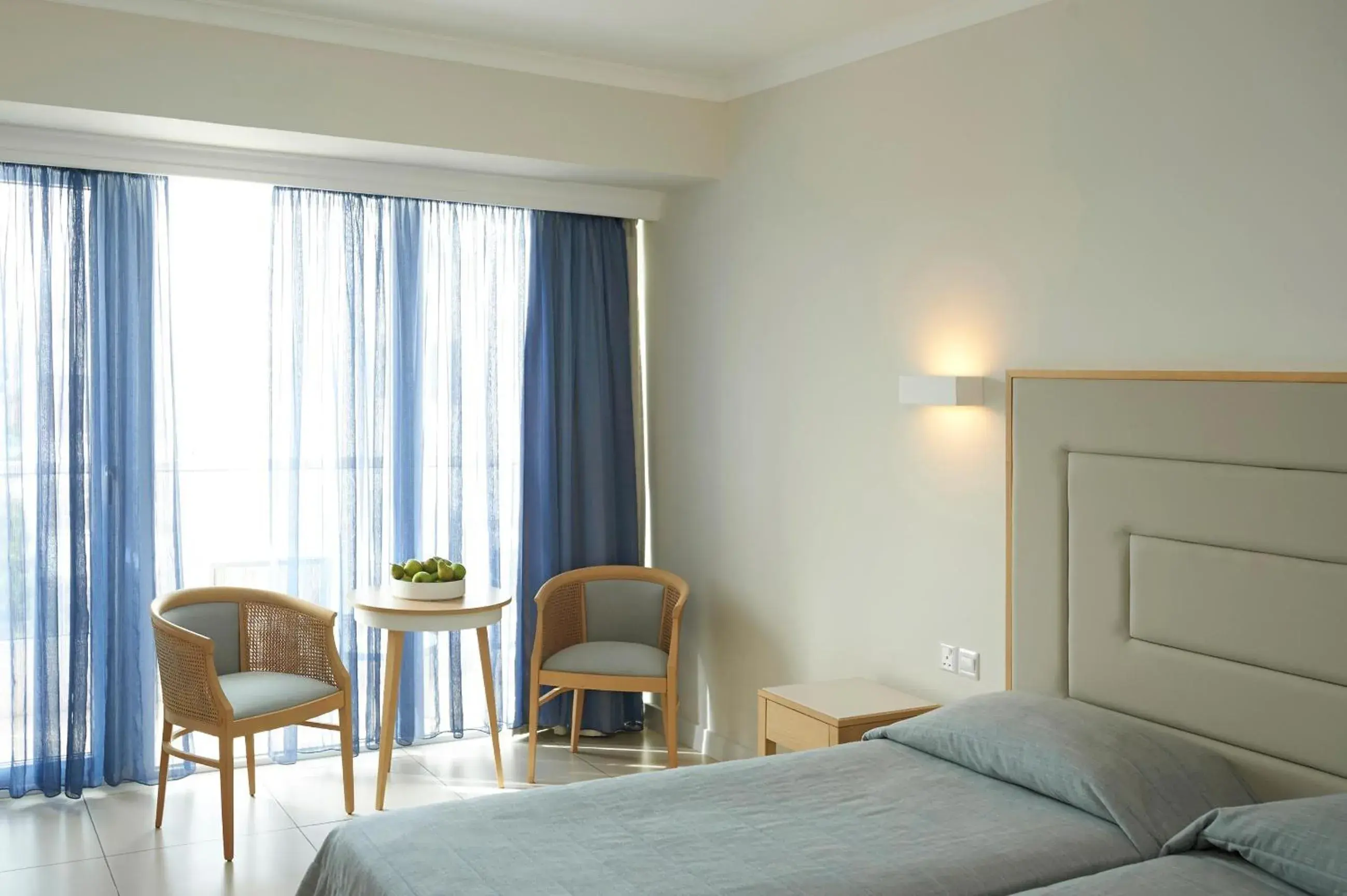 Inland View Room - single occupancy in Sunrise Beach Hotel Inland View Room - single occupancy in Sunrise Beach Hotel