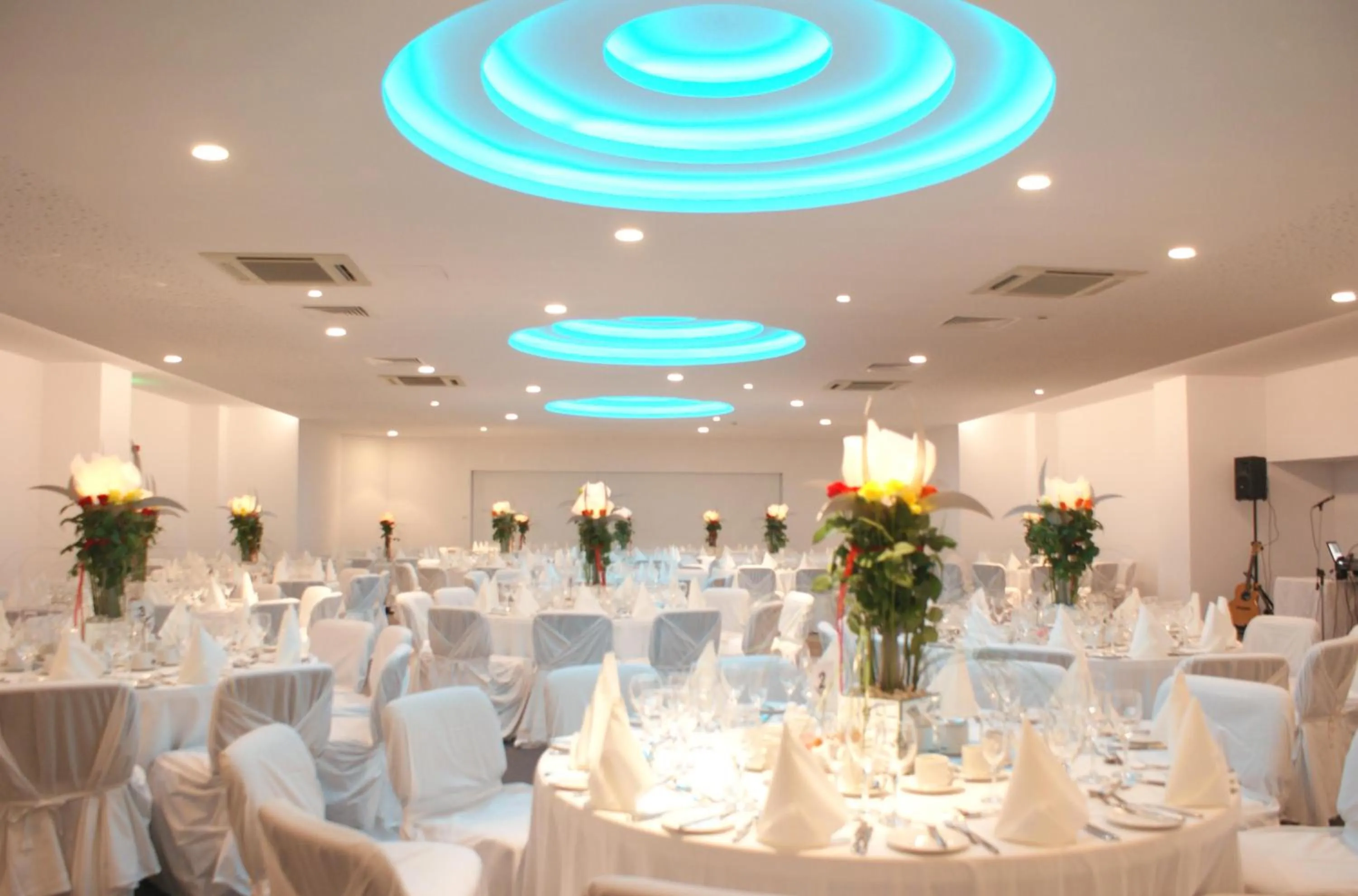 Nightclub / DJ in Sunrise Beach Hotel