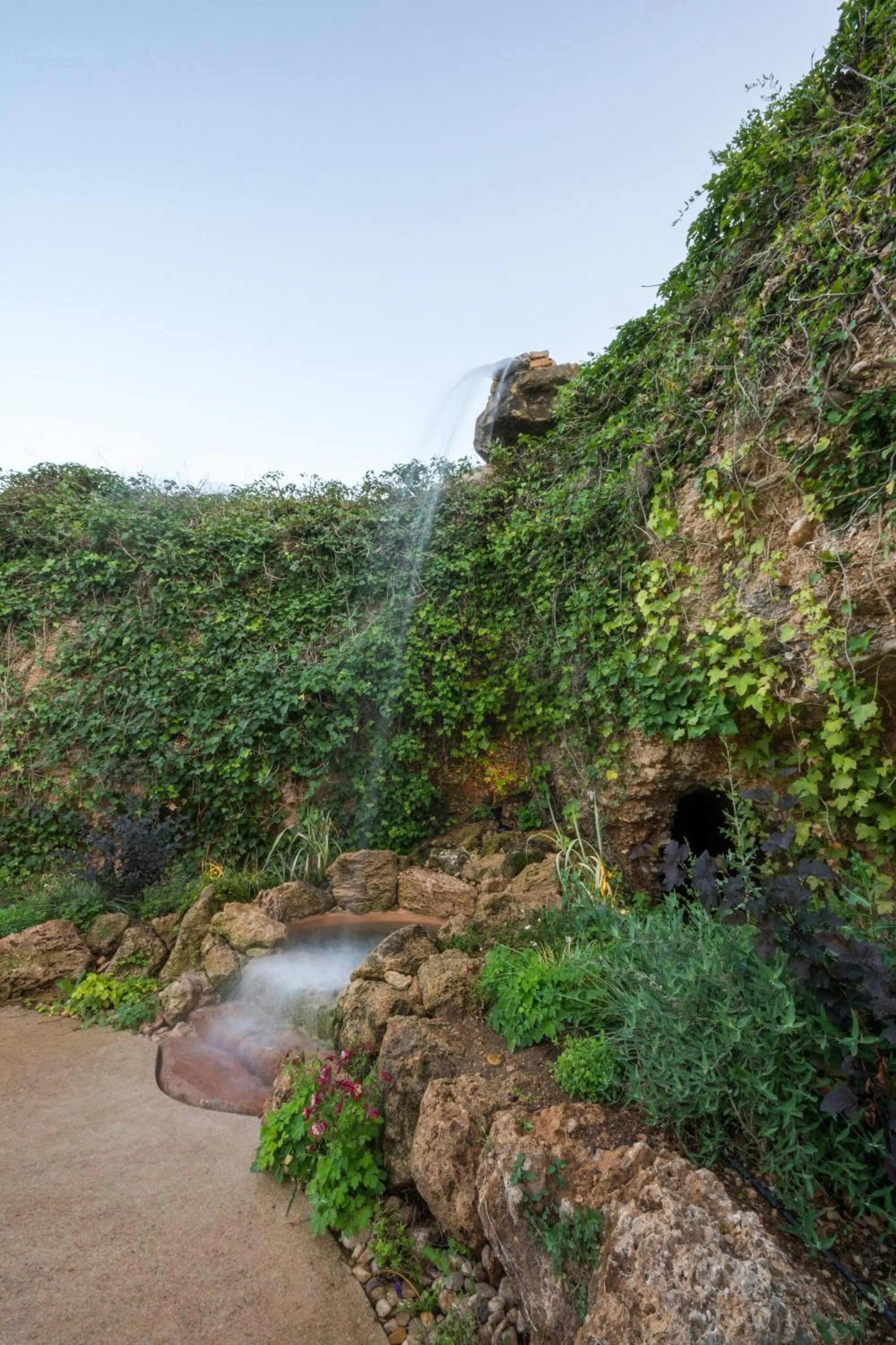 Decorative detail in Font del Pas